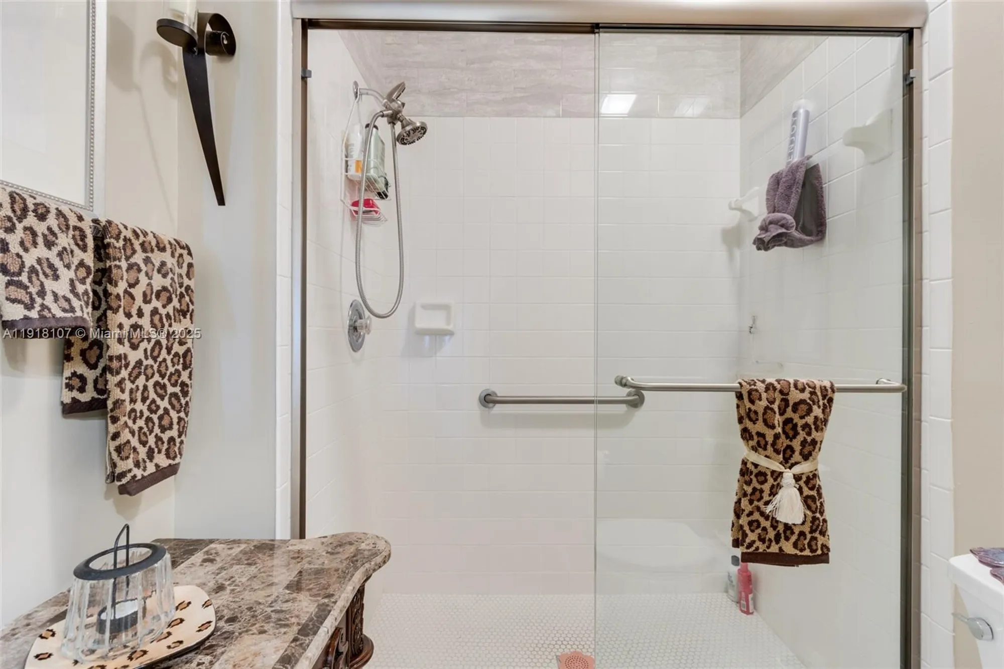 Property Slideshow image 24 of 41 | 7702 trent dr # 408, Tamarac, FL, 33321