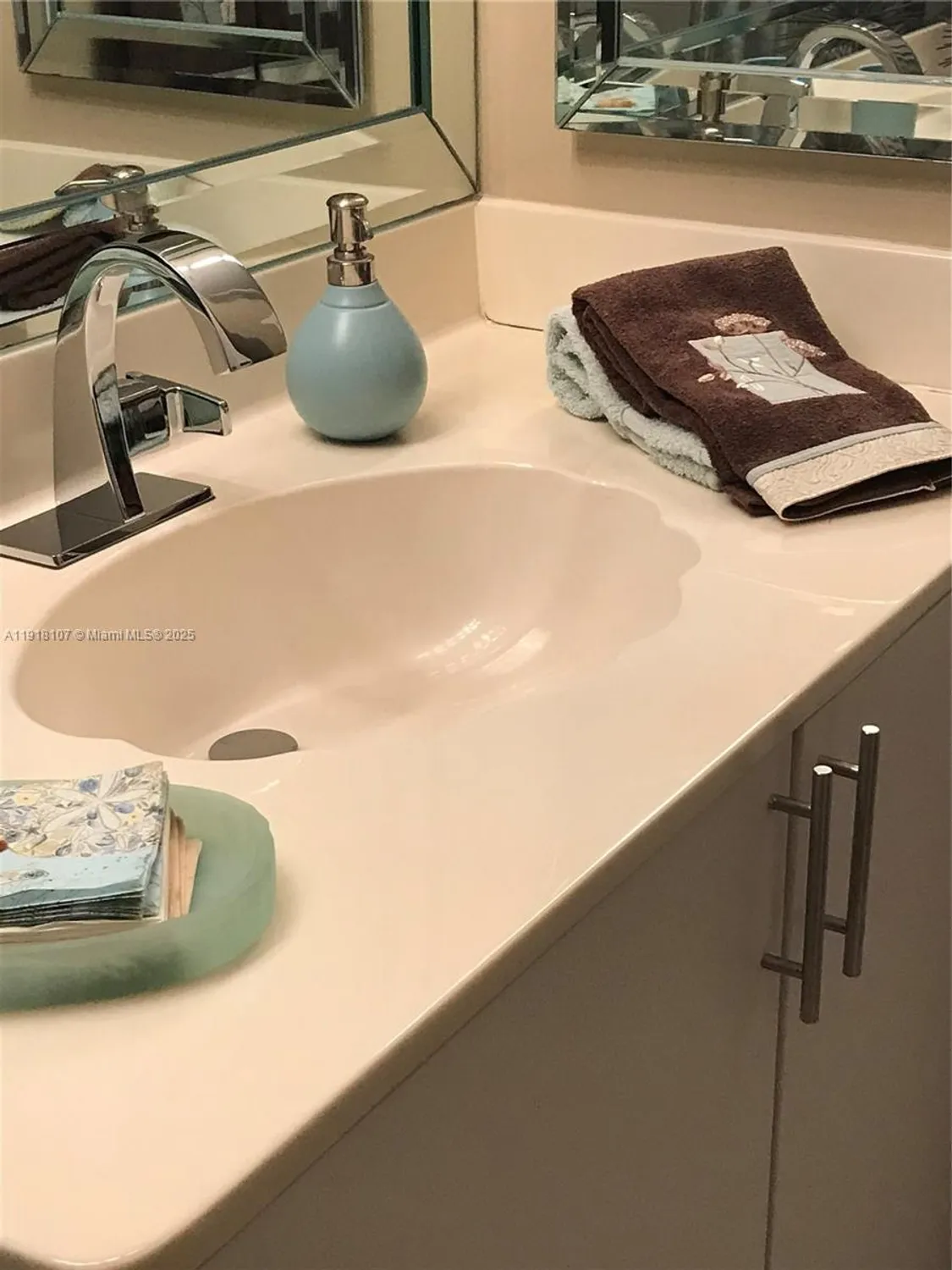 Property Slideshow image 29 of 41 | 7702 trent dr # 408, Tamarac, FL, 33321