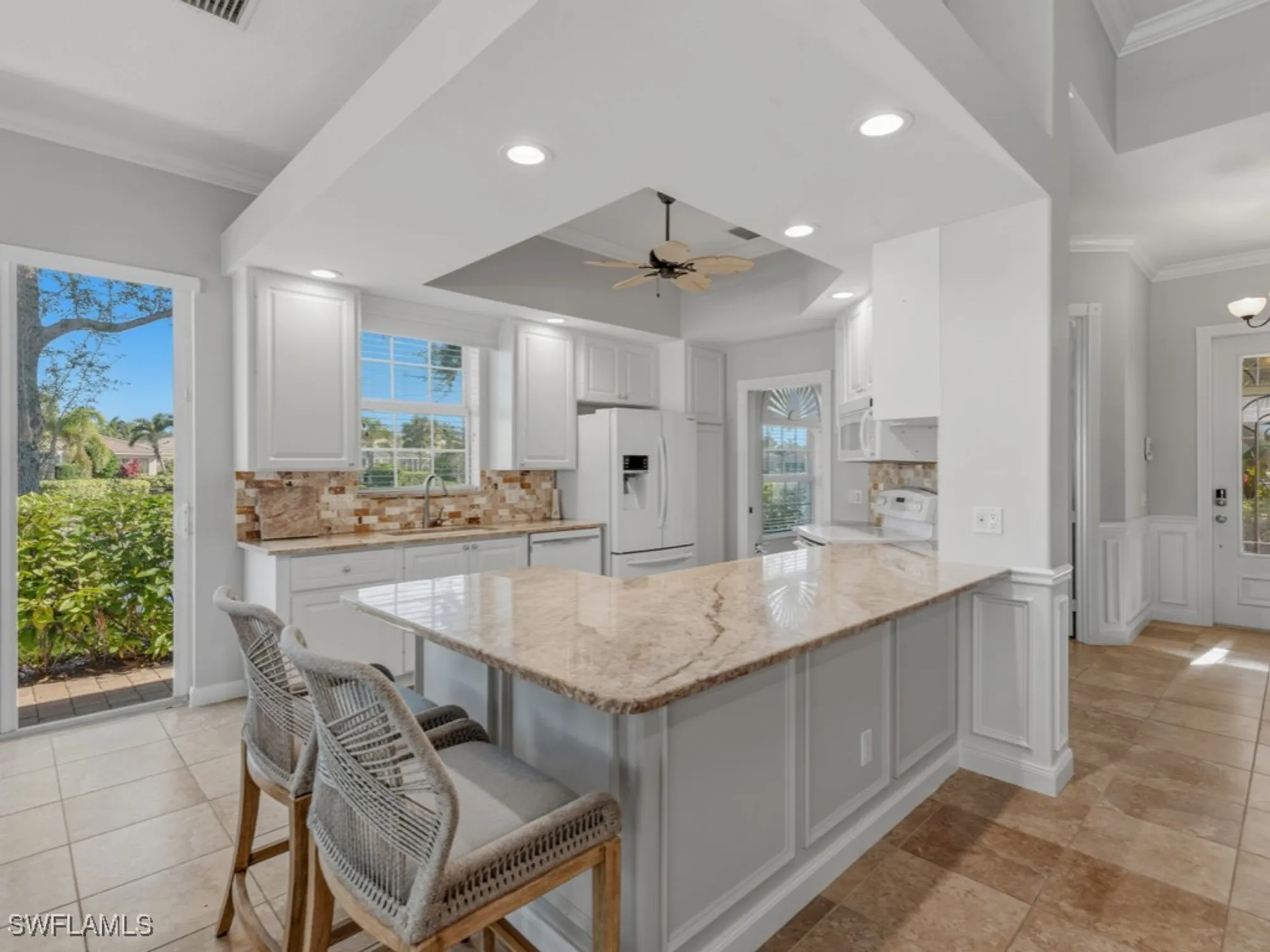 Property Slideshow image 9 of 37 | 8596 alessandria ct, Naples, FL, 34114