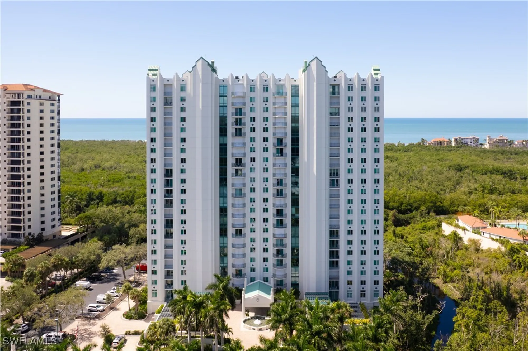 Property Slideshow image 26 of 46 | 7515 pelican bay blvd apt 19b, Naples, FL, 34108