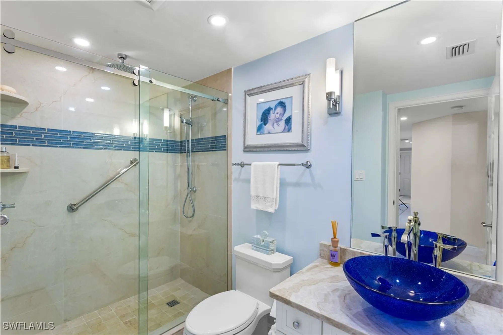 Property Slideshow image 23 of 46 | 7515 pelican bay blvd apt 19b, Naples, FL, 34108