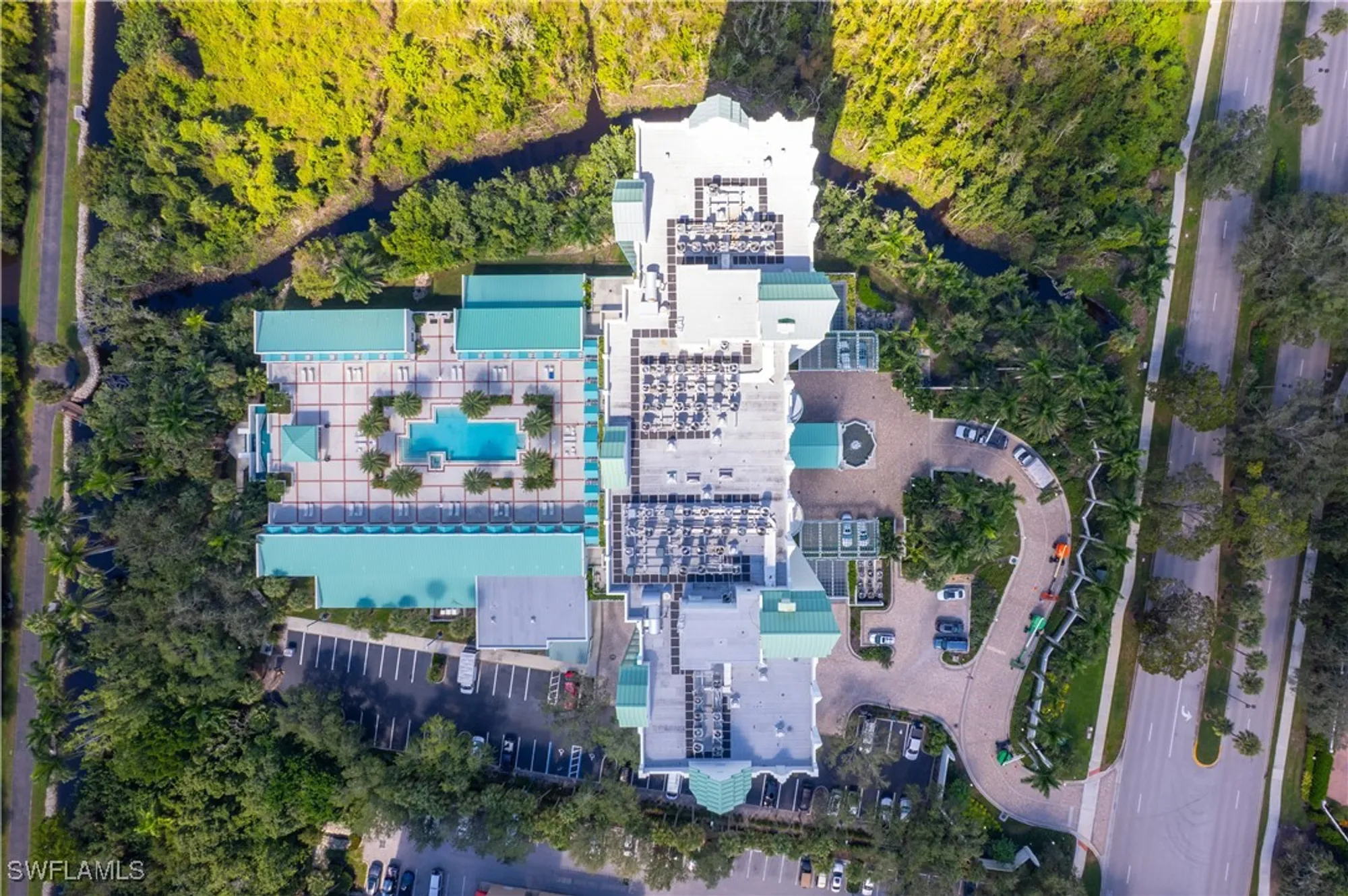 Property Slideshow image 36 of 46 | 7515 pelican bay blvd apt 19b, Naples, FL, 34108