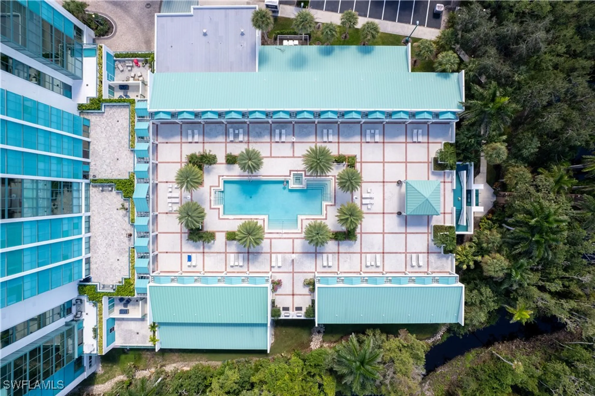 Property Slideshow image 32 of 46 | 7515 pelican bay blvd apt 19b, Naples, FL, 34108
