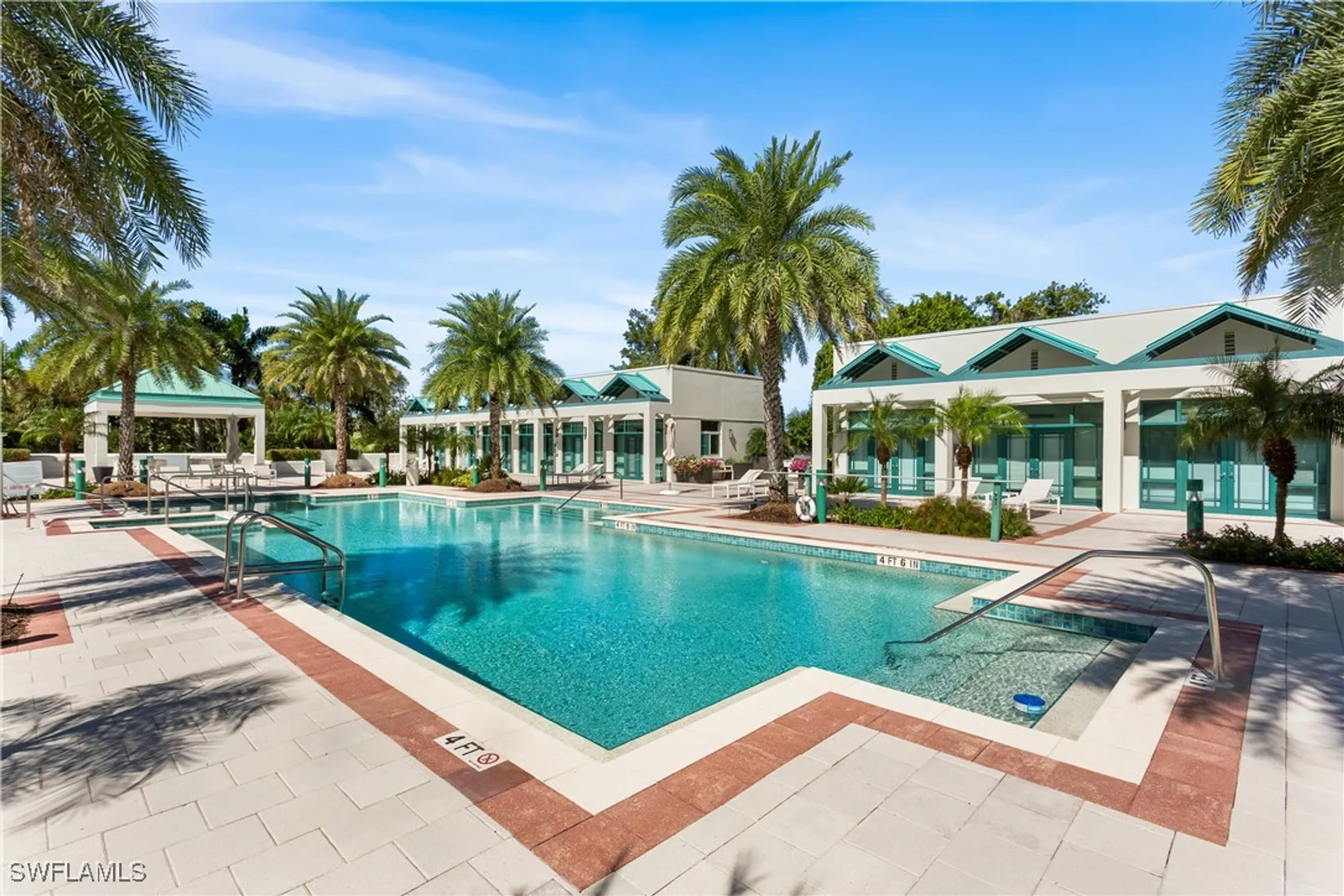 Property Slideshow image 33 of 46 | 7515 pelican bay blvd apt 19b, Naples, FL, 34108