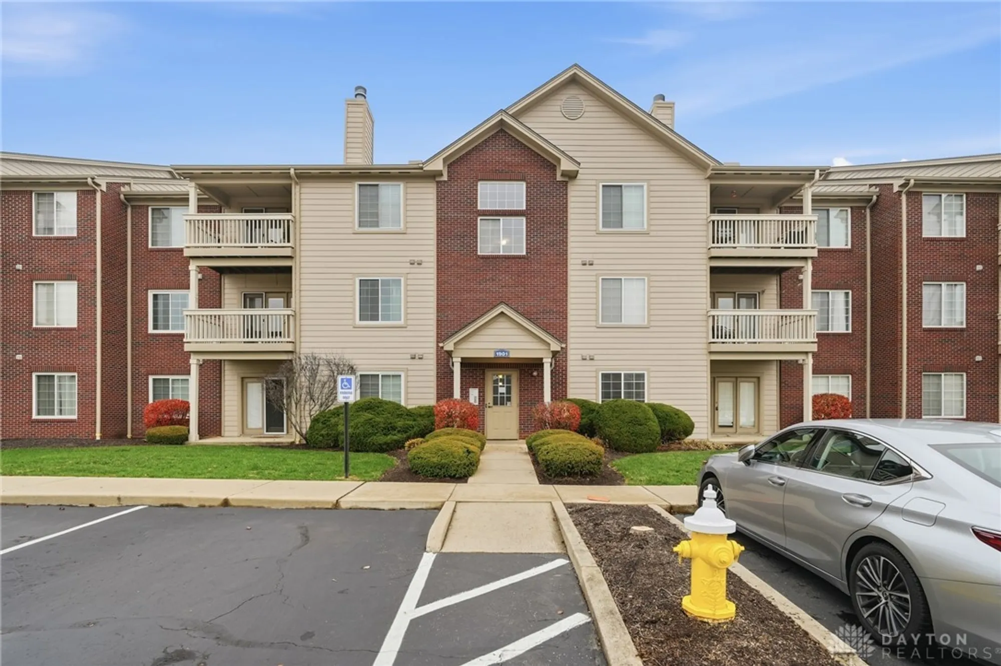 Property Slideshow image 1 of 22 | 1901 waterstone blvd 208, Miamisburg, OH, 45342