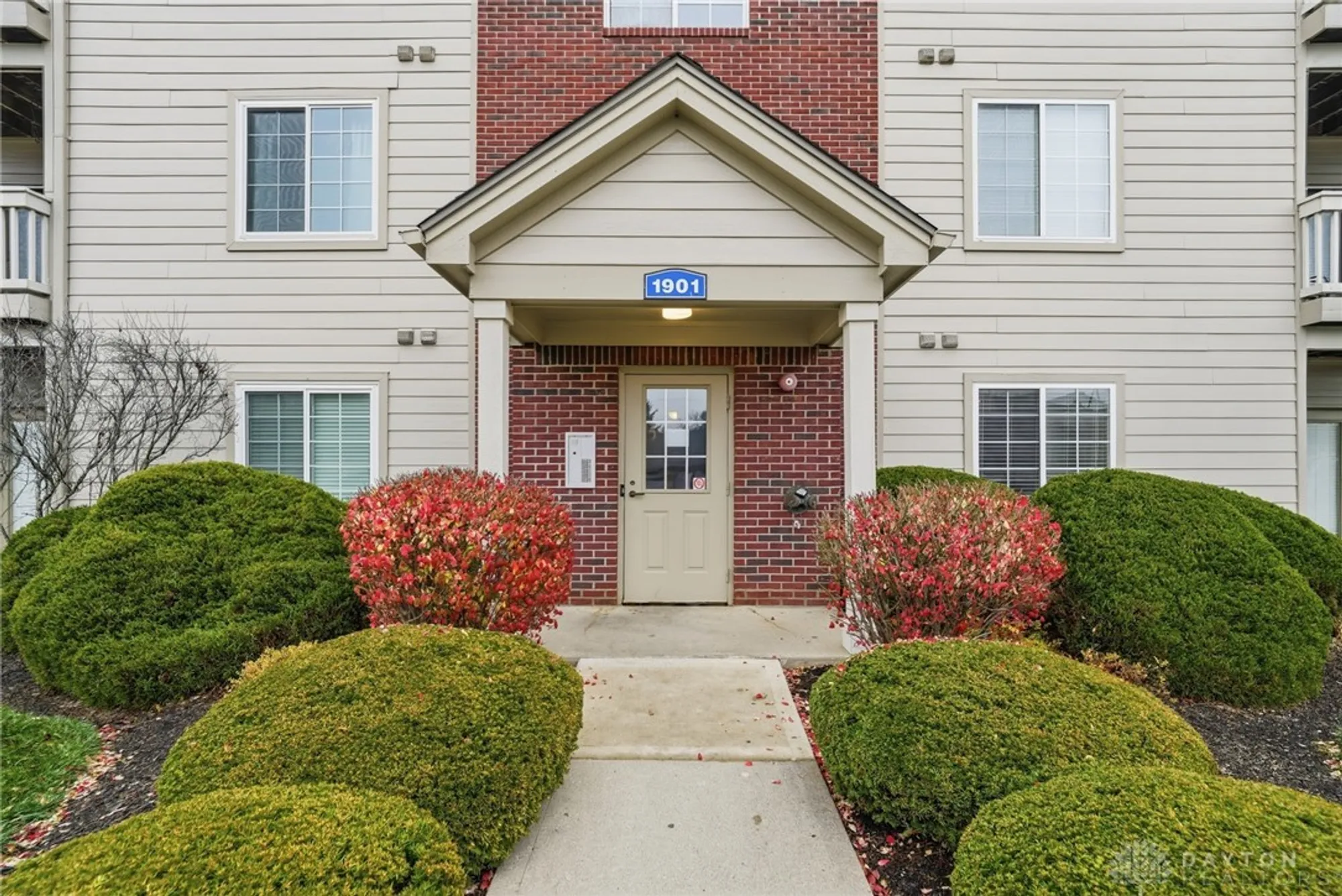 Property Slideshow image 3 of 22 | 1901 waterstone blvd 208, Miamisburg, OH, 45342