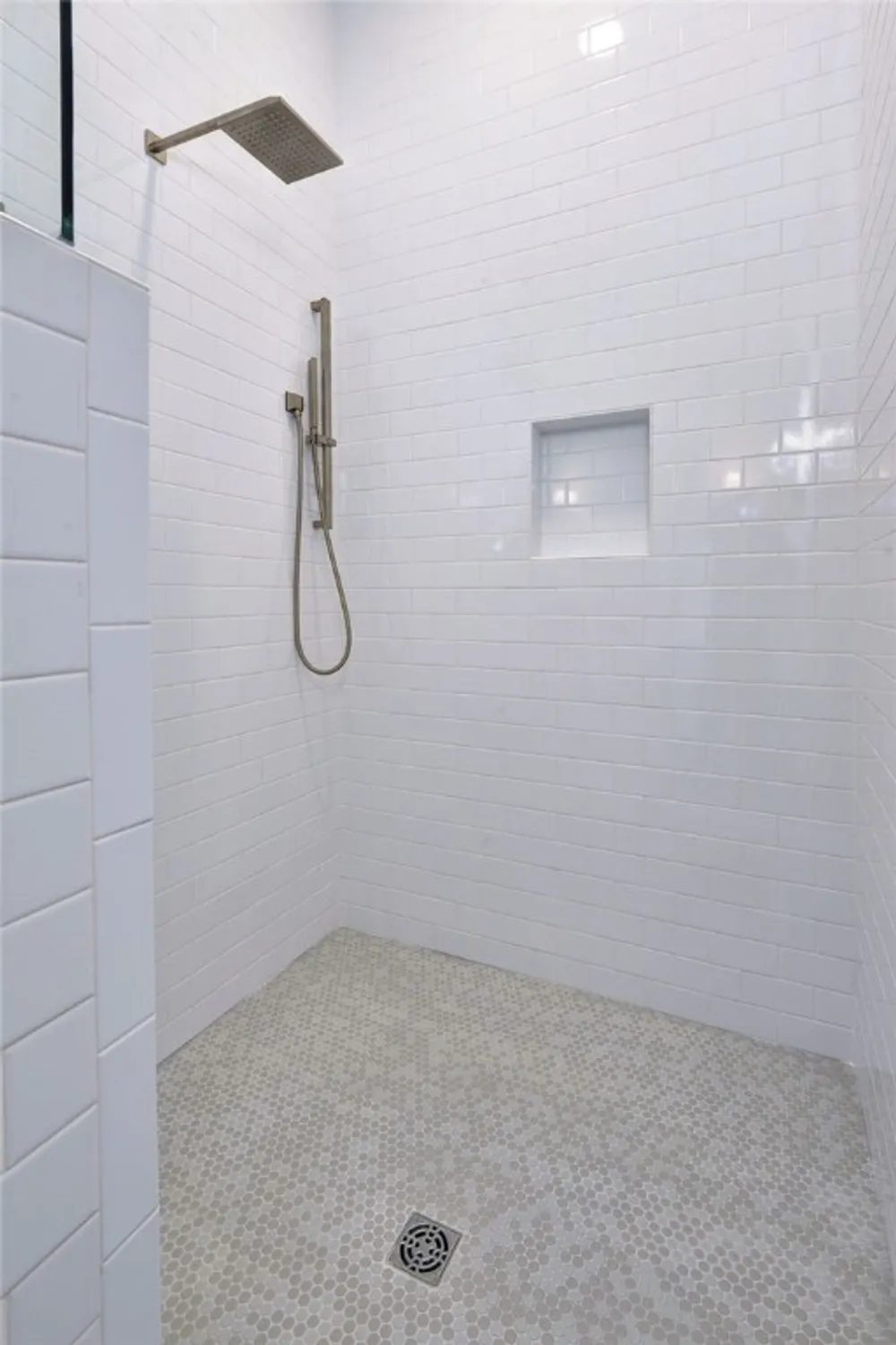 Property Slideshow image 25 of 42 | 113 royal worlington, Williamsburg, VA, 23188