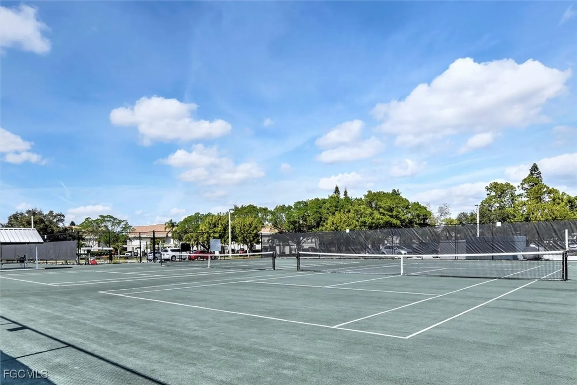 Property Slideshow image 9 of 9 | 5910 trailwinds dr 422, Fort Myers, FL, 33907