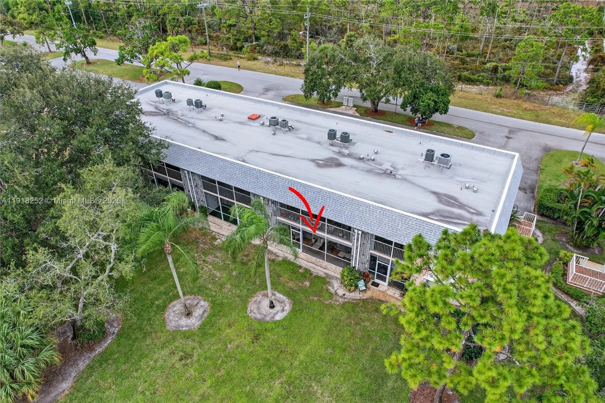 Property Slideshow image 20 of 73 | 18081 se country club dr # 20-192, Jupiter, FL, 33469