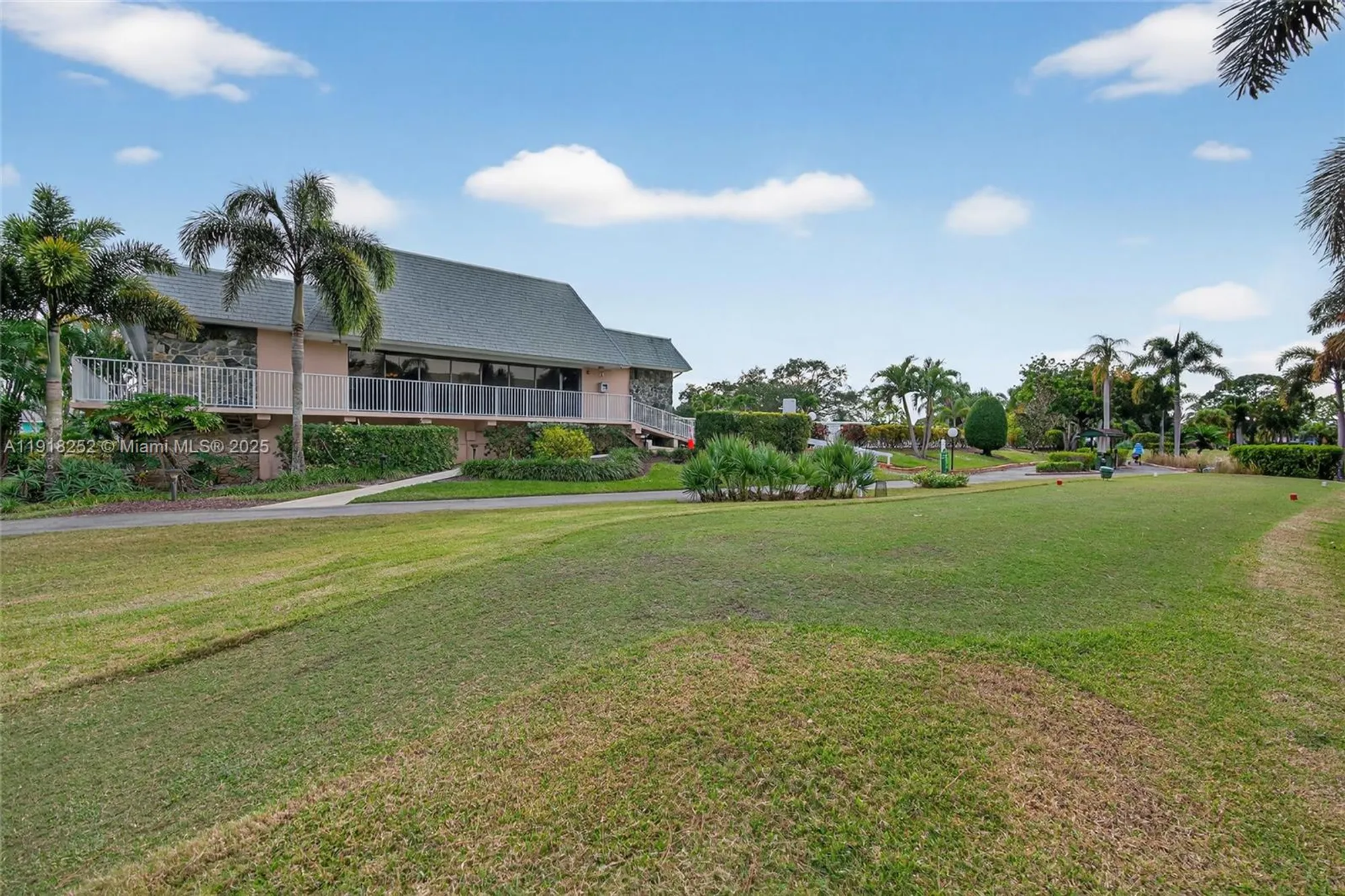 Property Slideshow image 50 of 73 | 18081 se country club dr # 20-192, Jupiter, FL, 33469