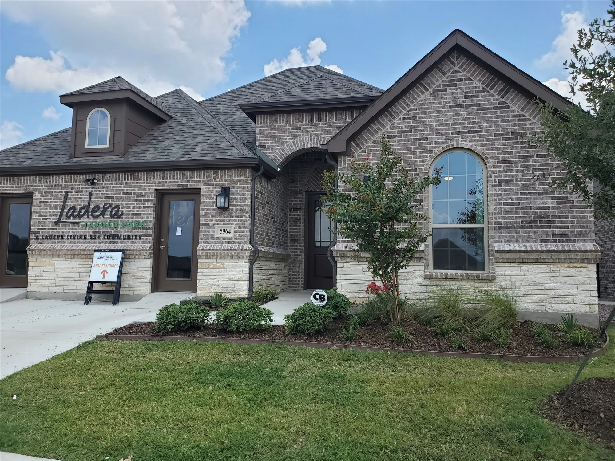 Property Slideshow image 1 of 33 | 5964 carmona trl, Fort Worth, TX, 76123