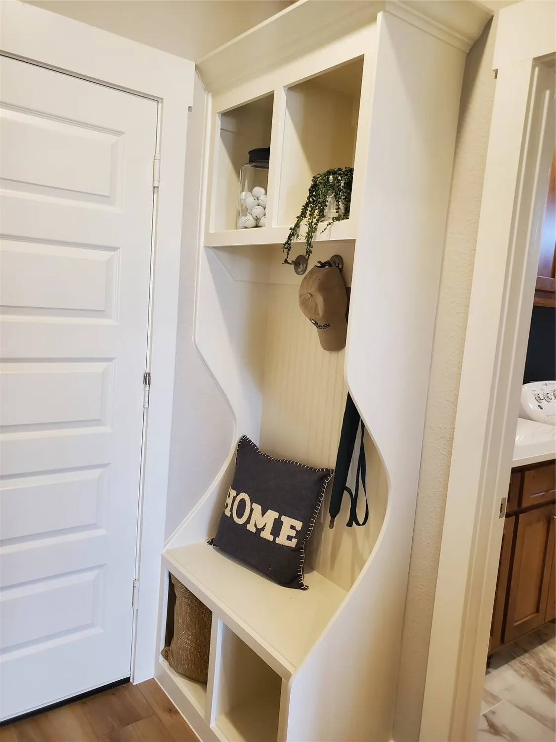 Property Slideshow image 29 of 33 | 5964 carmona trl, Fort Worth, TX, 76123