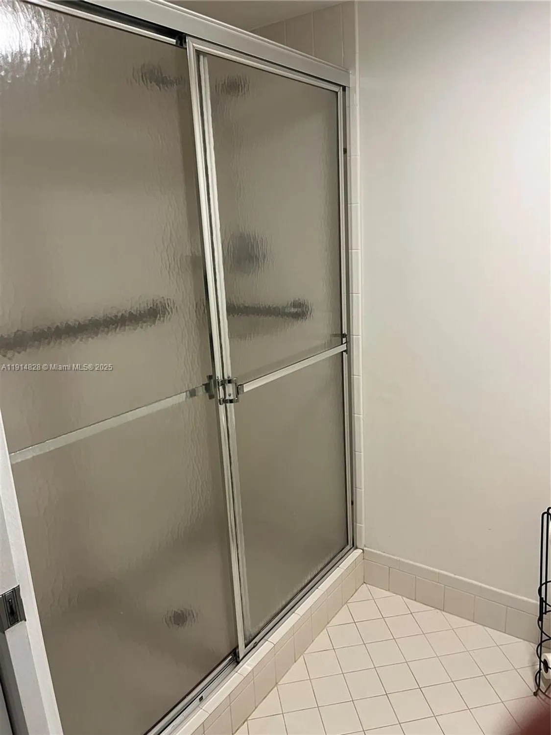 Property Slideshow image 17 of 32 | 1301 sw 142nd ave 301h, Pembroke Pines, FL, 33027