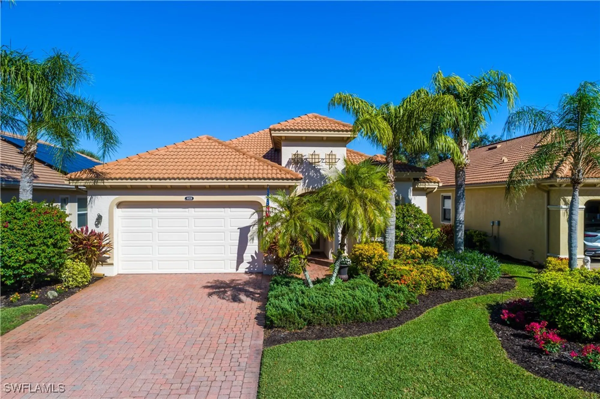 Property Slideshow image 1 of 40 | 10228 gator bay ct, Naples, FL, 34120