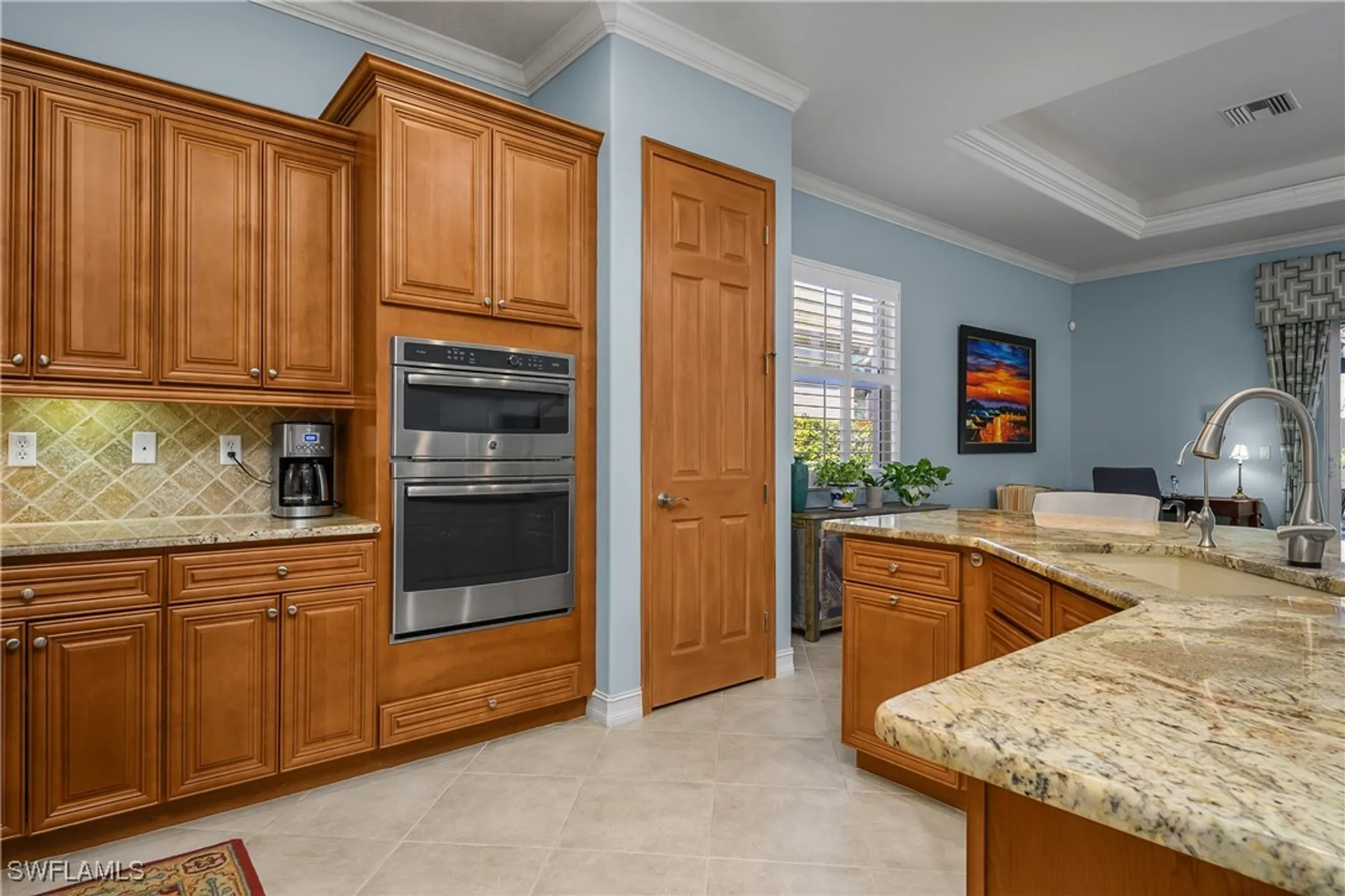 Property Slideshow image 8 of 40 | 10228 gator bay ct, Naples, FL, 34120