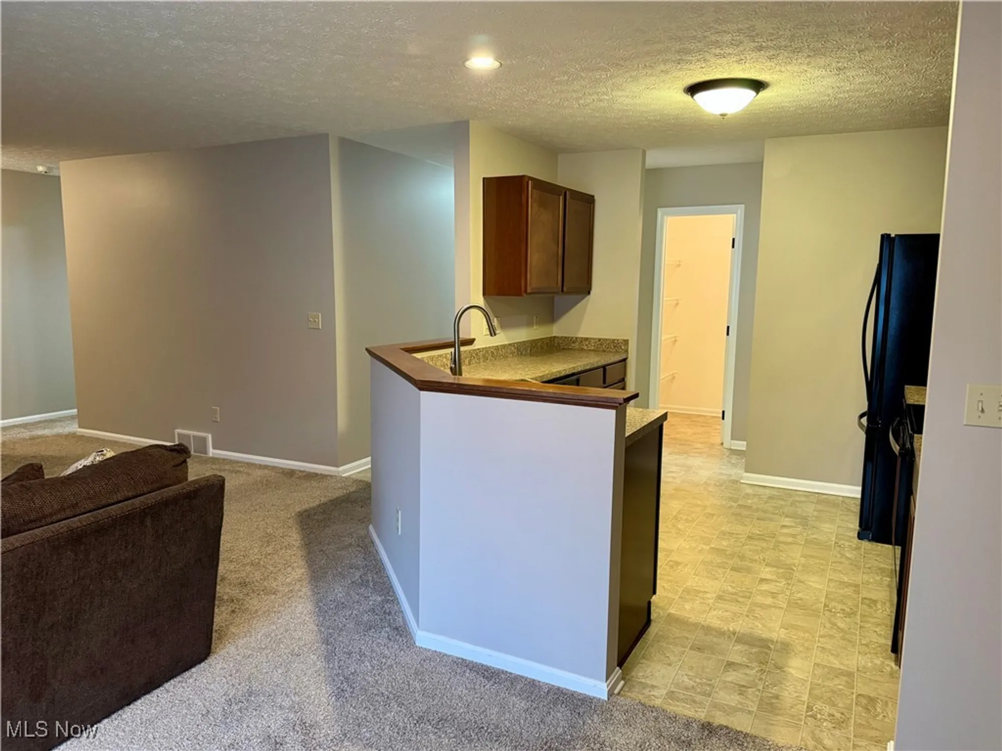 Property Slideshow image 14 of 23 | 118 carrington ct, Elyria, OH, 44035