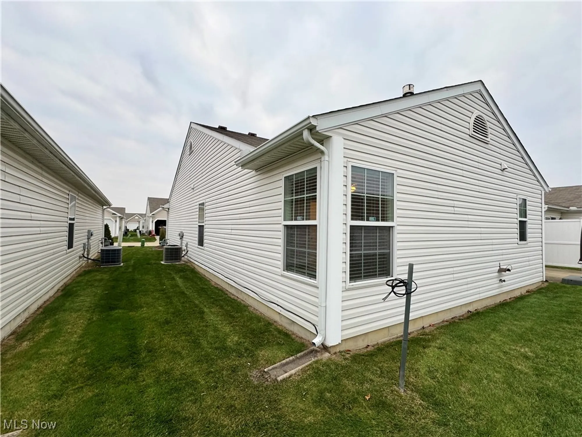 Property Slideshow image 5 of 23 | 118 carrington ct, Elyria, OH, 44035