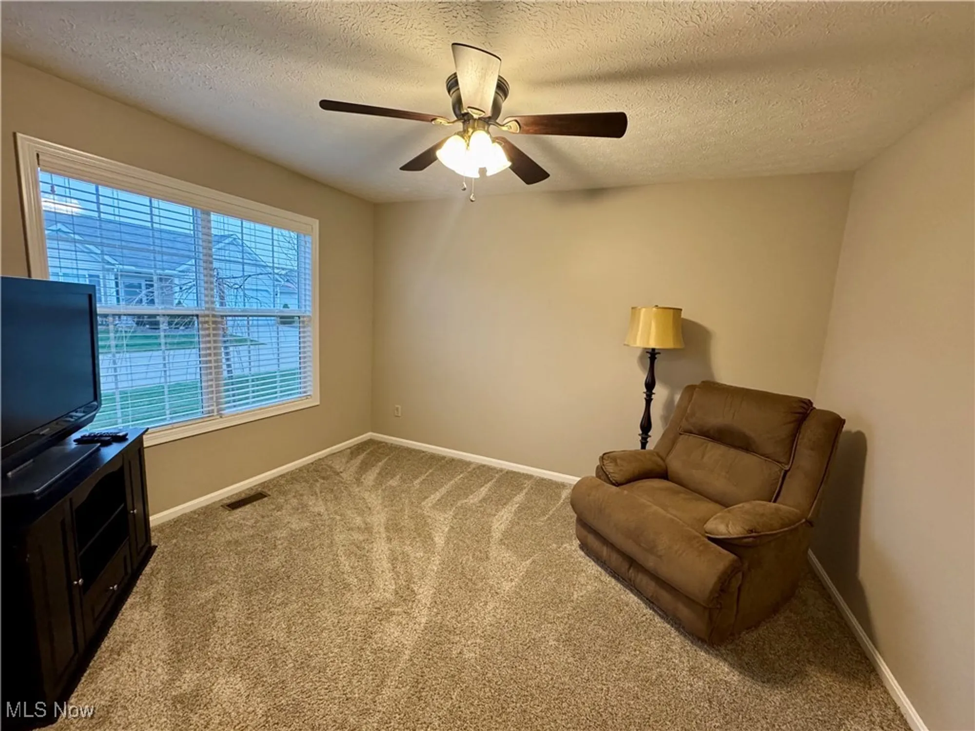 Property Slideshow image 9 of 23 | 118 carrington ct, Elyria, OH, 44035