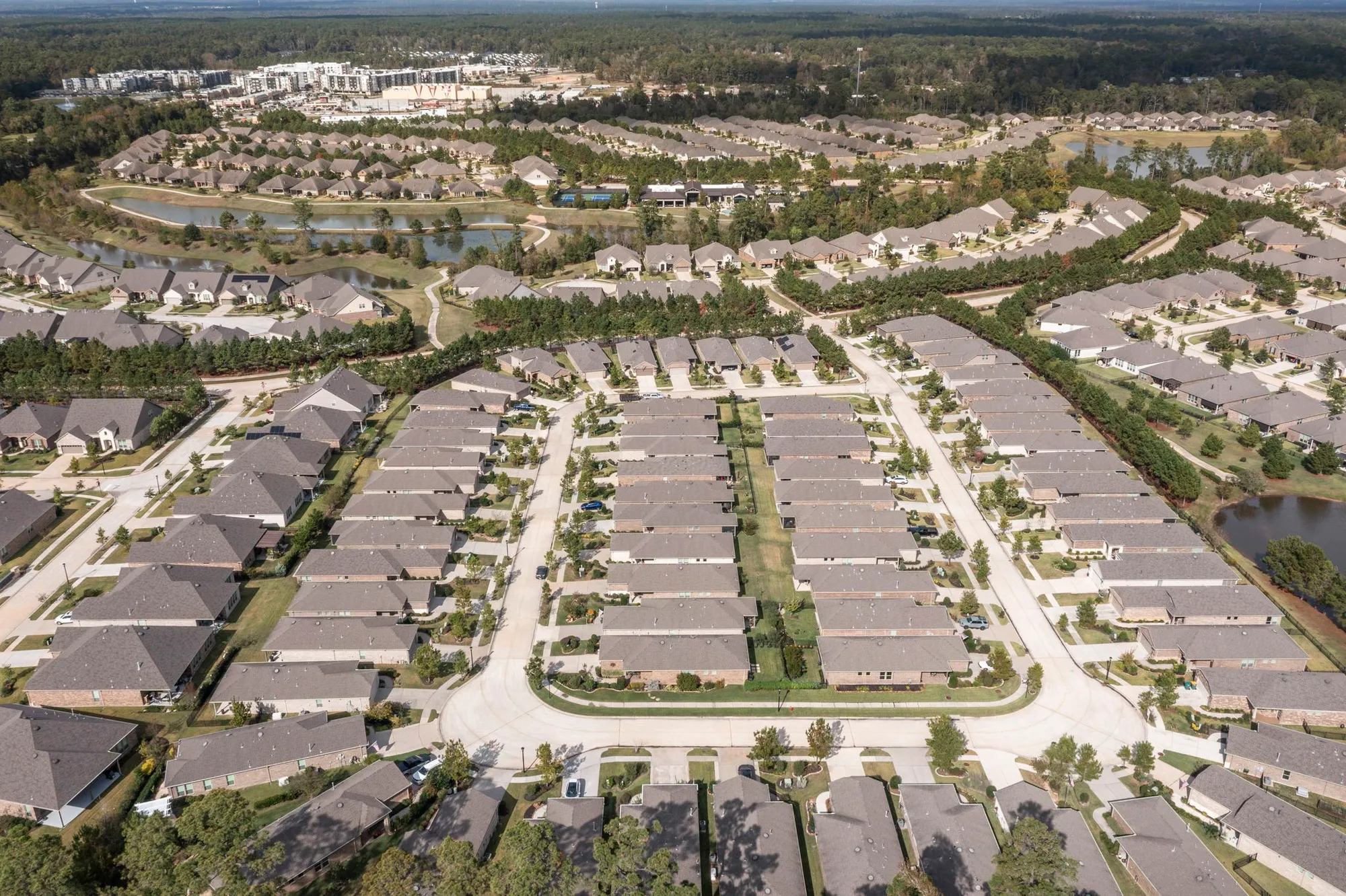 Property Slideshow image 37 of 38 | 406 thistle thorn dr, The Woodlands, TX, 77382