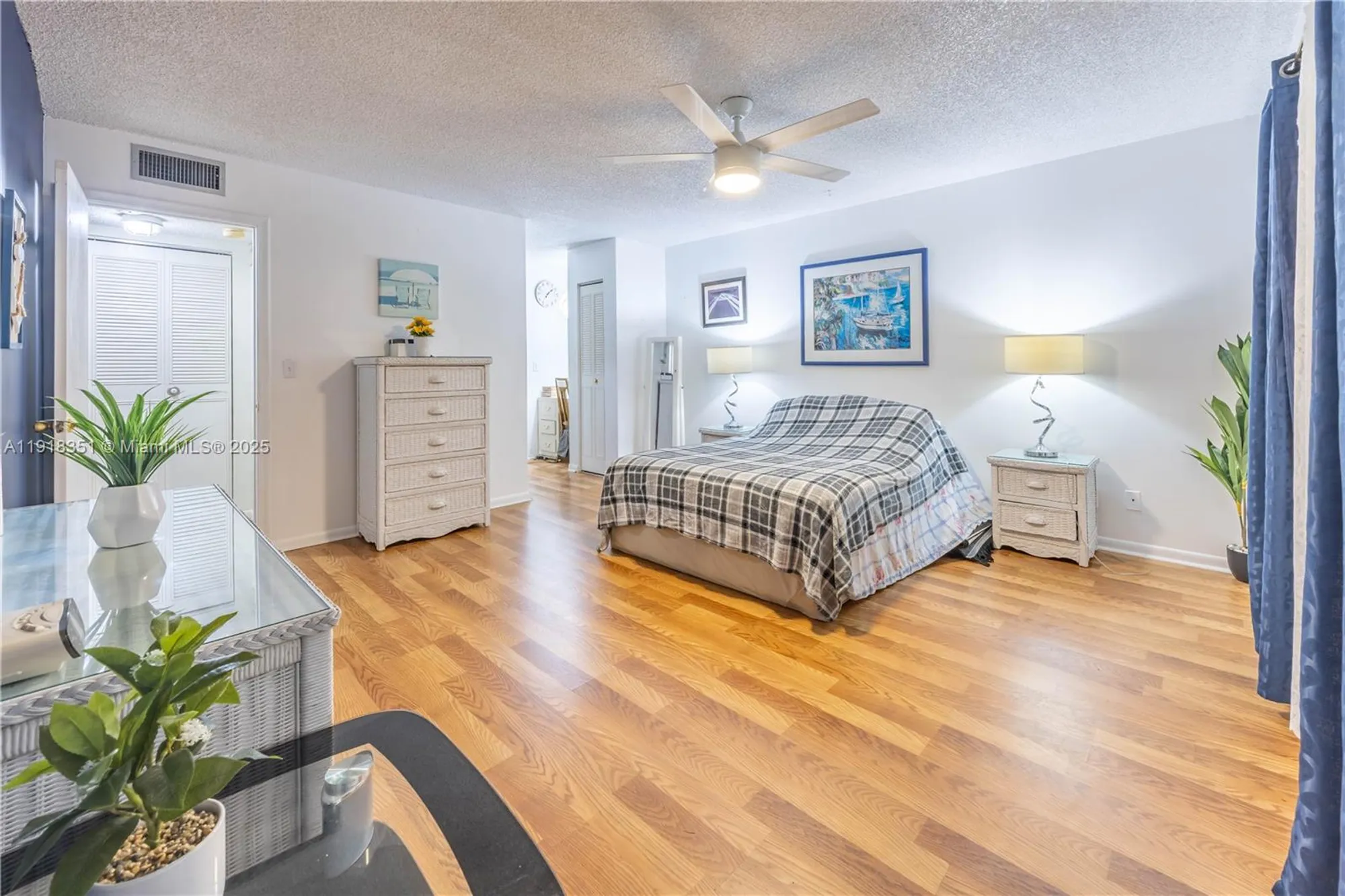 Property Slideshow image 16 of 31 | 4751 nw 21st st 210, Lauderhill, FL, 33313