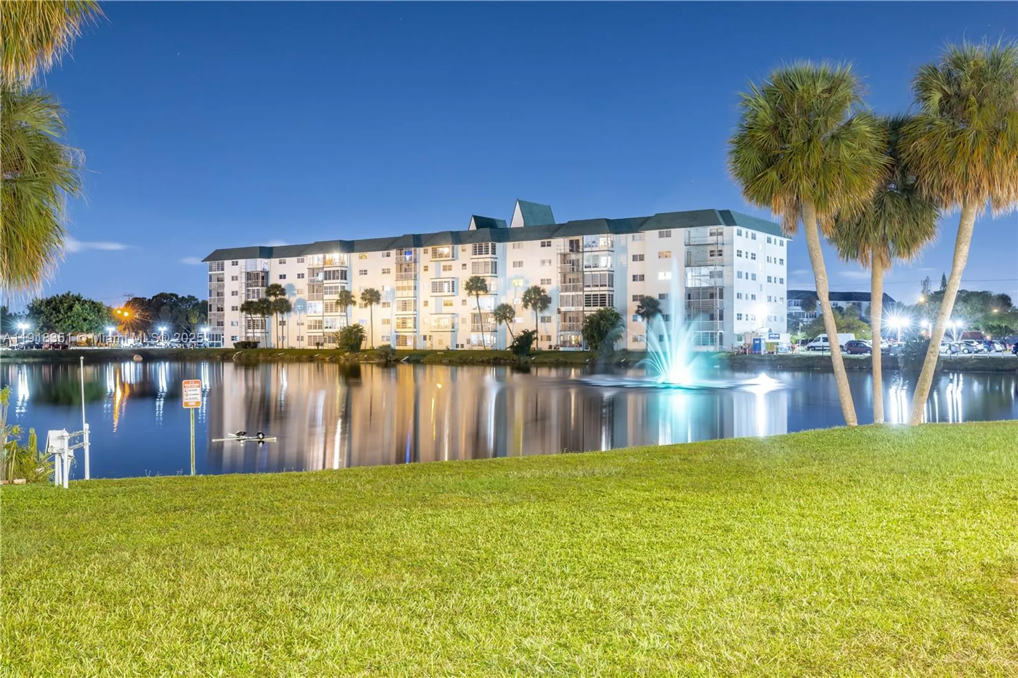 Property Slideshow image 2 of 31 | 4751 nw 21st st 210, Lauderhill, FL, 33313