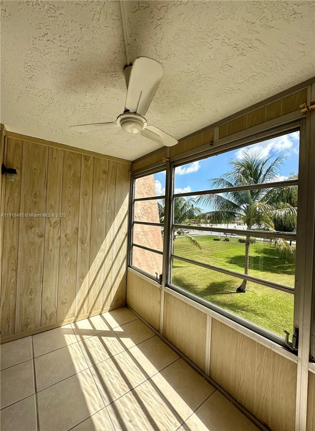 Property Slideshow image 15 of 34 | 9101 lime bay blvd 302, Tamarac, FL, 33321