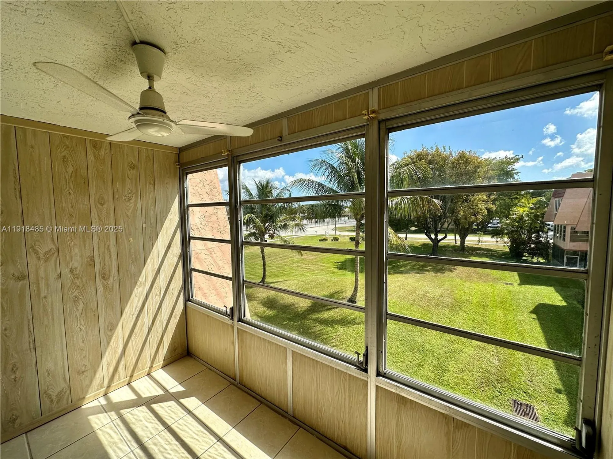 Property Slideshow image 1 of 34 | 9101 lime bay blvd 302, Tamarac, FL, 33321