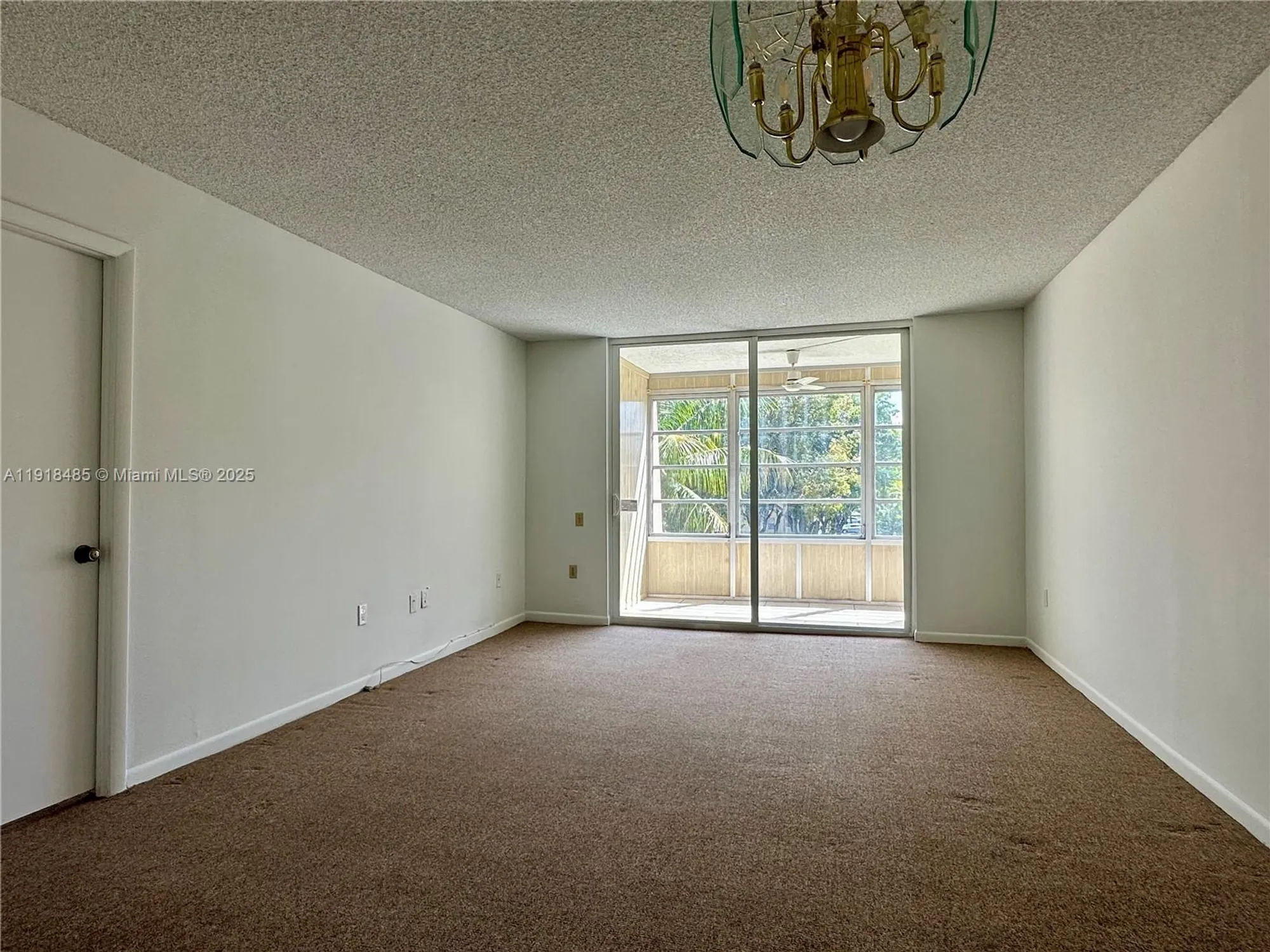 Property Slideshow image 11 of 34 | 9101 lime bay blvd 302, Tamarac, FL, 33321