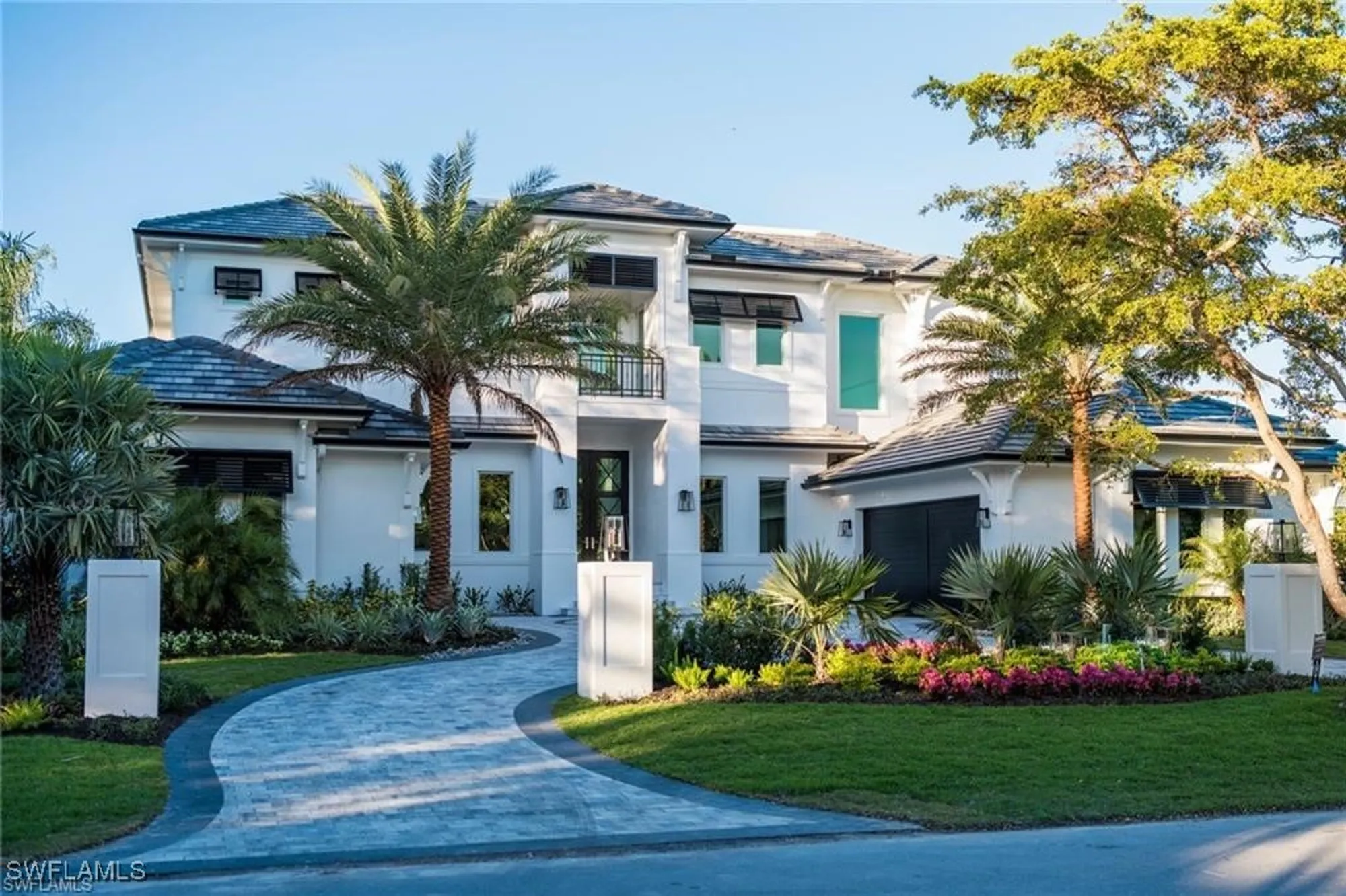 Property Slideshow image 1 of 1 | 1985 crayton rd, Naples, FL, 34102