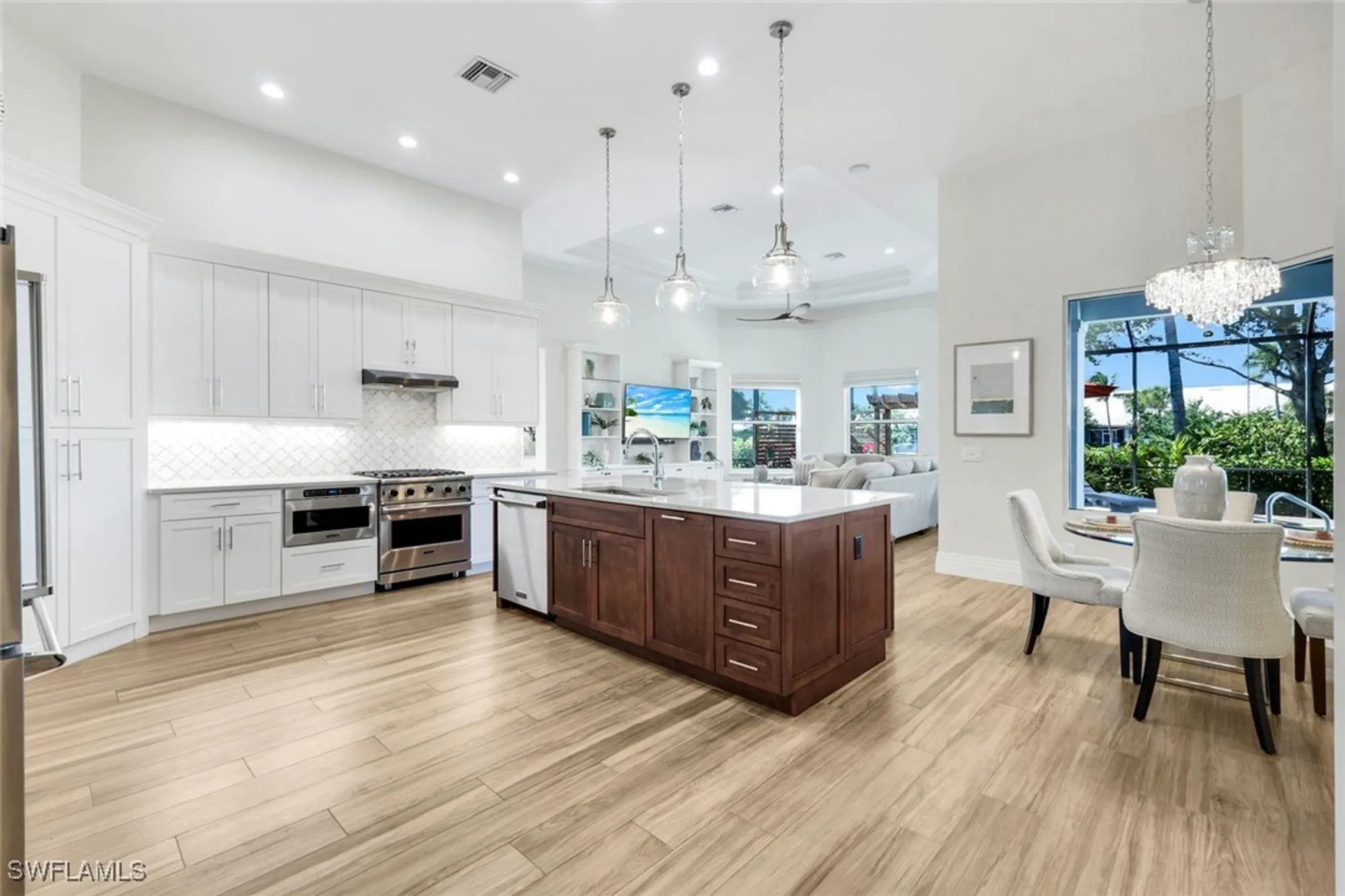Property Slideshow image 12 of 49 | 7633 mulberry ln, Naples, FL, 34114