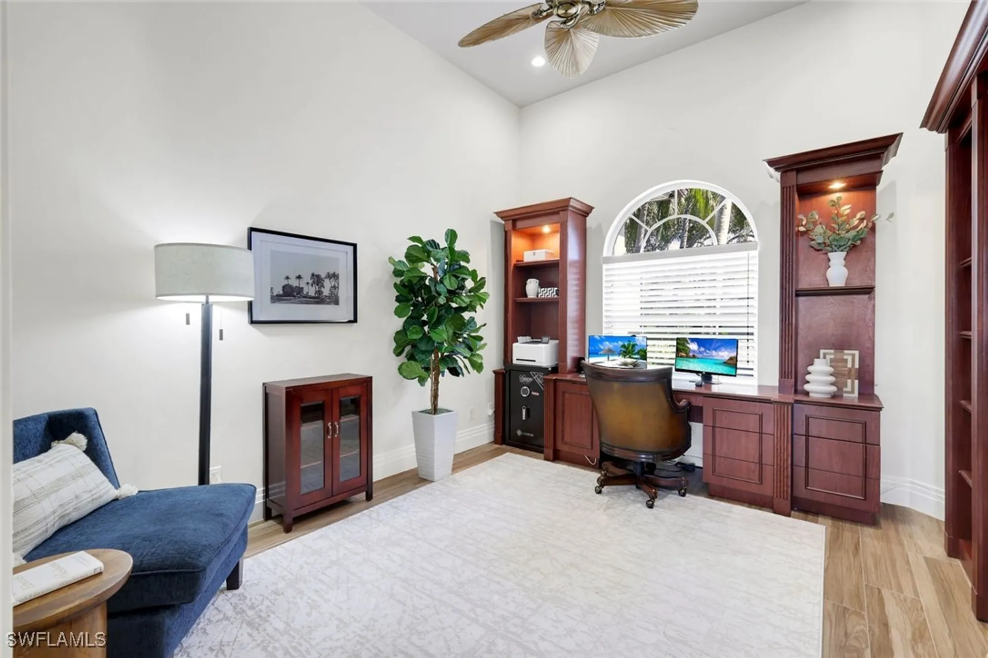 Property Slideshow image 8 of 49 | 7633 mulberry ln, Naples, FL, 34114