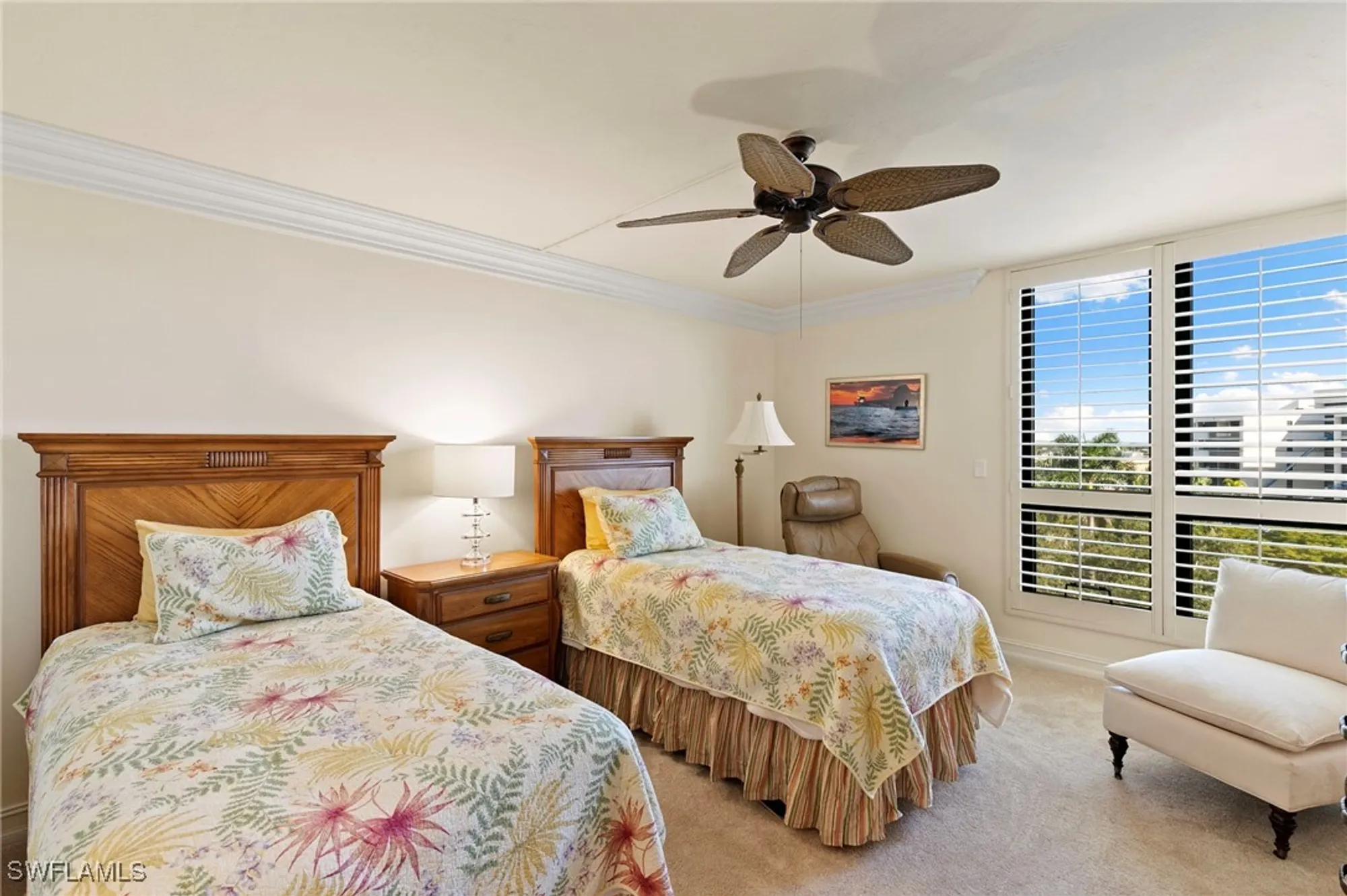 Property Slideshow image 16 of 45 | 3115 gulf shore blvd 501s, Naples, FL, 34103