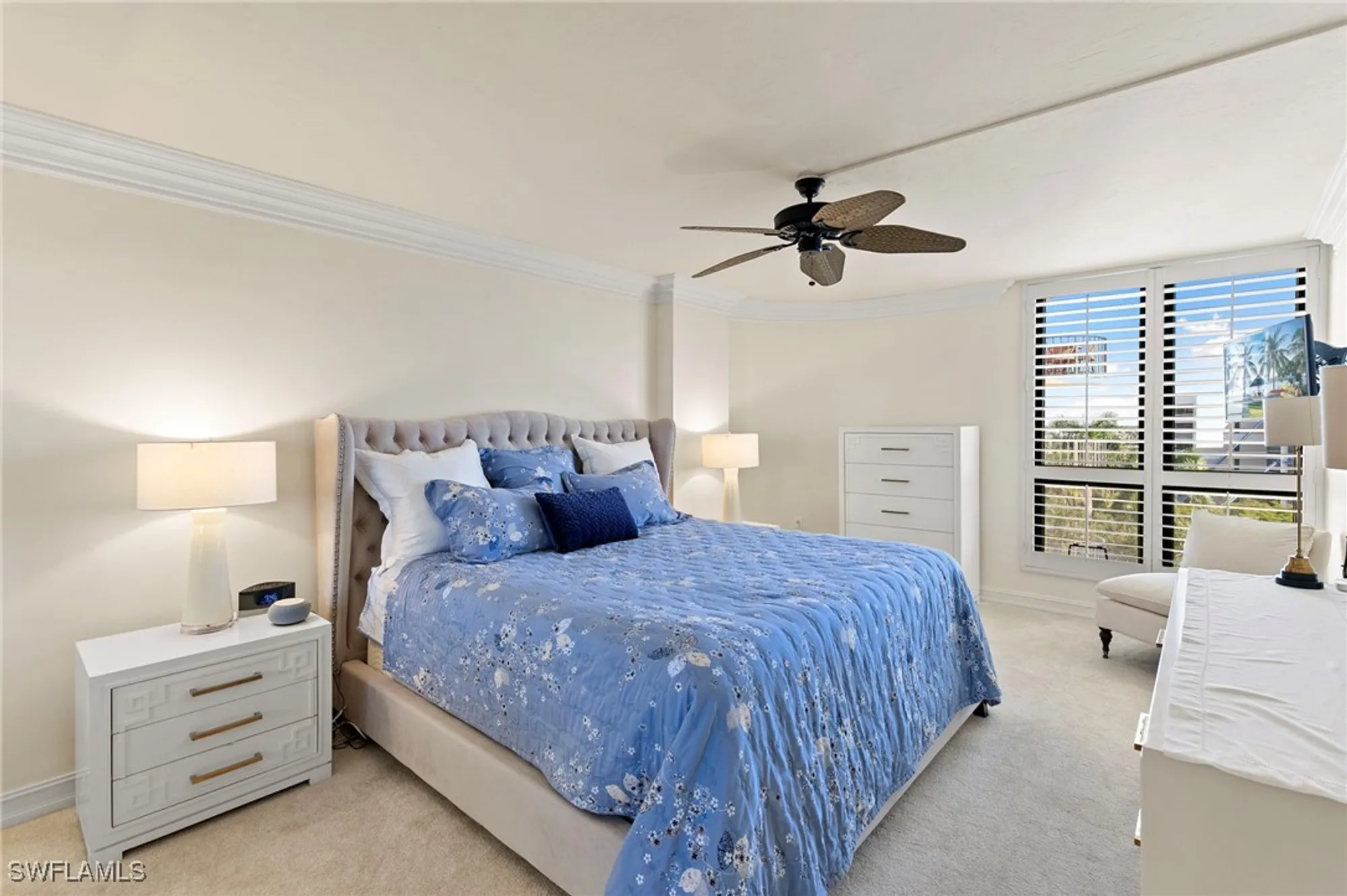 Property Slideshow image 13 of 45 | 3115 gulf shore blvd 501s, Naples, FL, 34103
