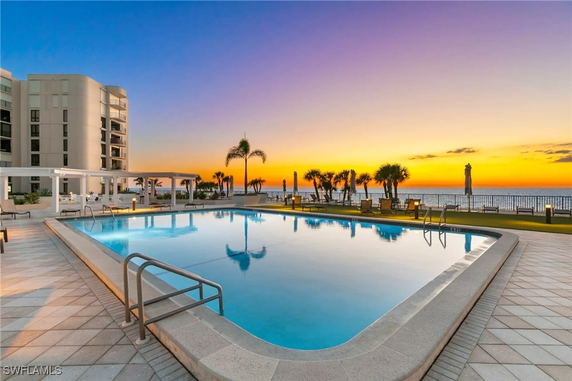 Property Slideshow image 21 of 45 | 3115 gulf shore blvd 501s, Naples, FL, 34103