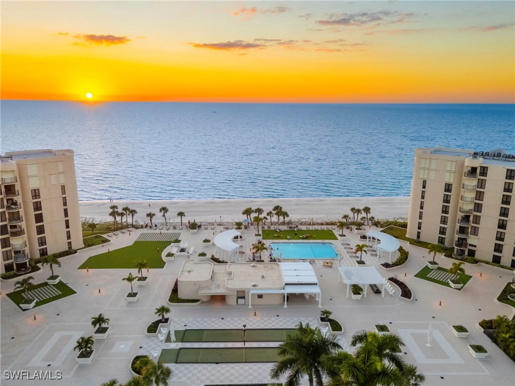 Property Slideshow image 23 of 45 | 3115 gulf shore blvd 501s, Naples, FL, 34103