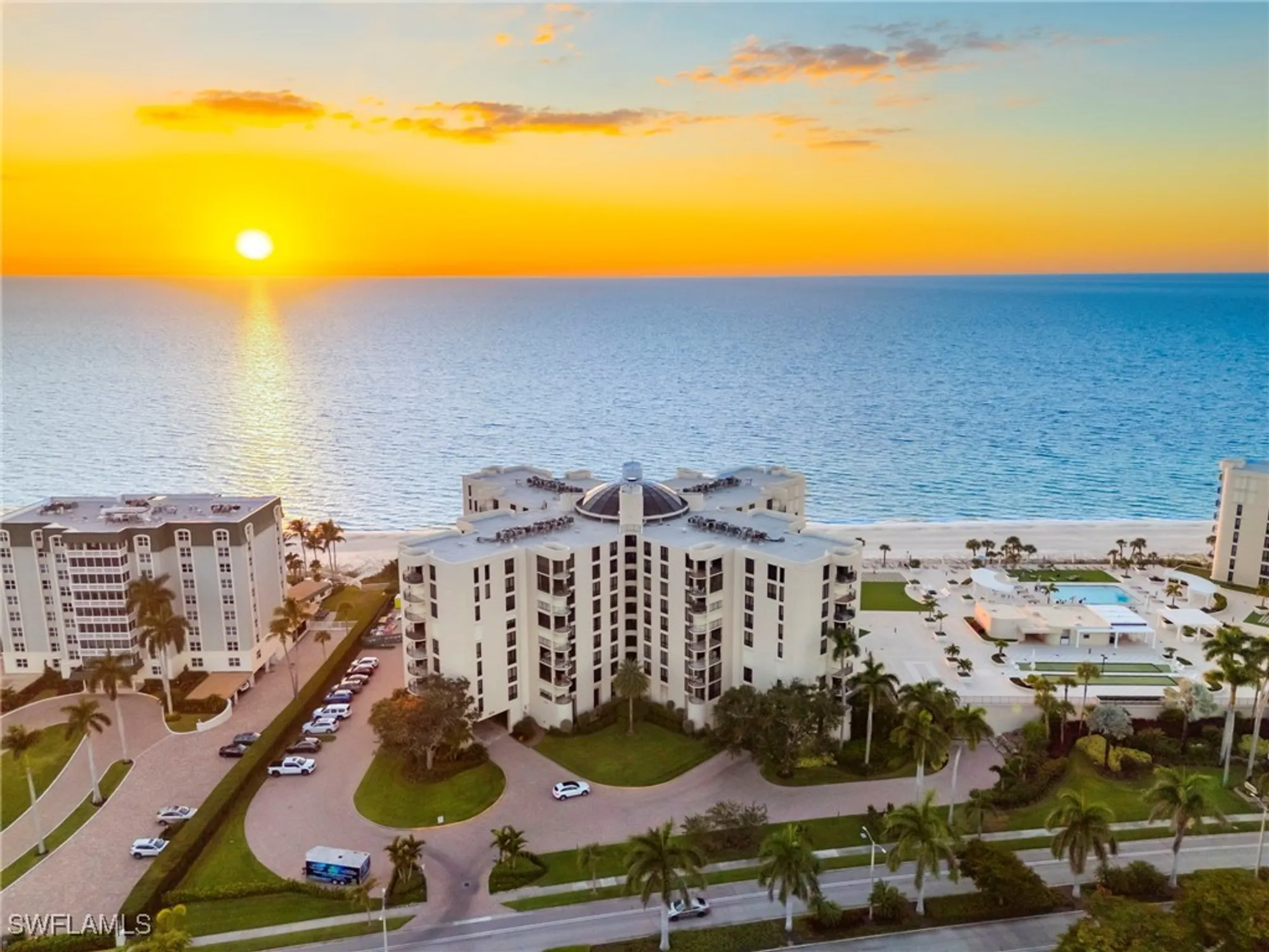 Property Slideshow image 37 of 45 | 3115 gulf shore blvd 501s, Naples, FL, 34103