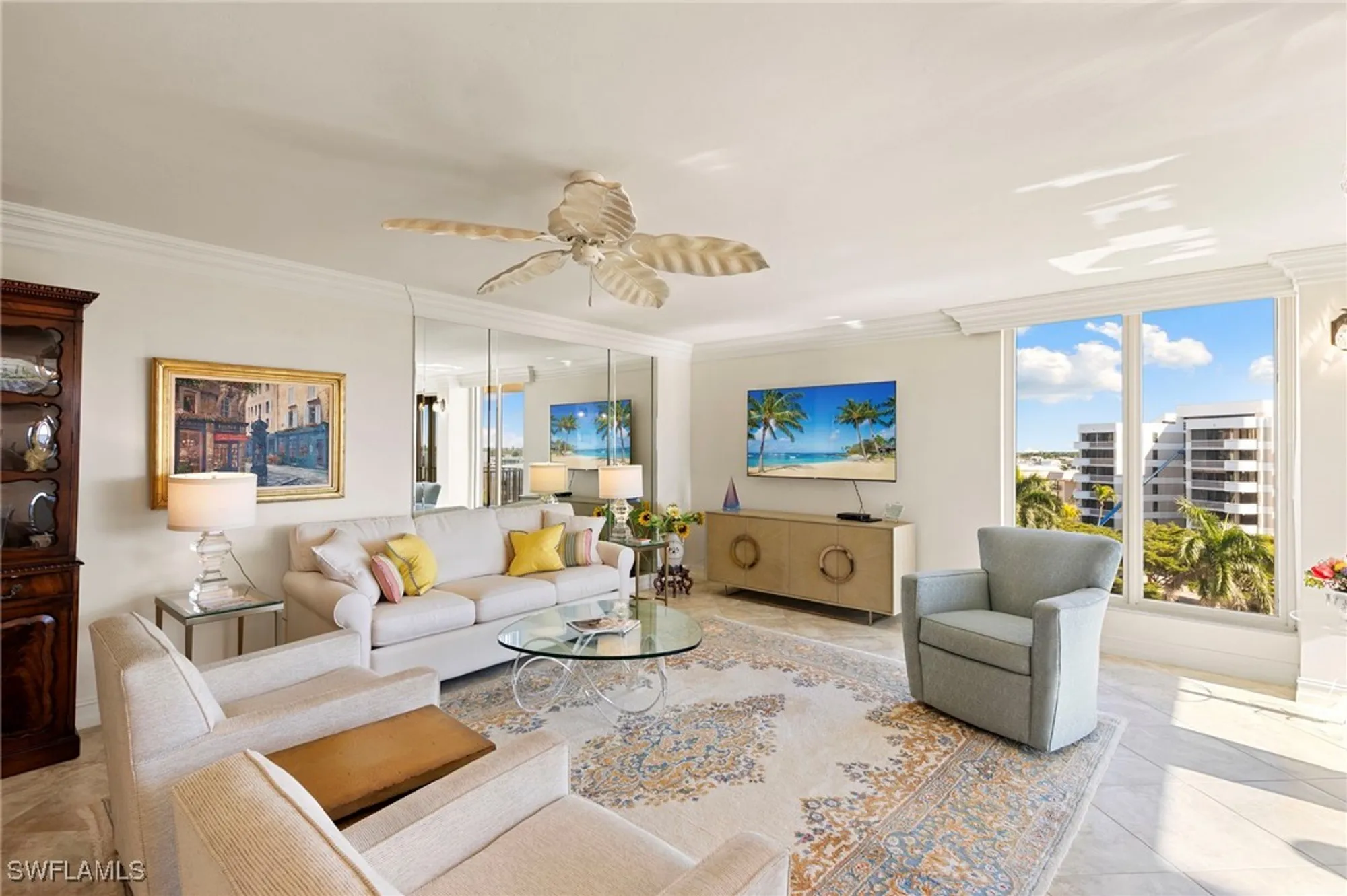 Property Slideshow image 4 of 45 | 3115 gulf shore blvd 501s, Naples, FL, 34103