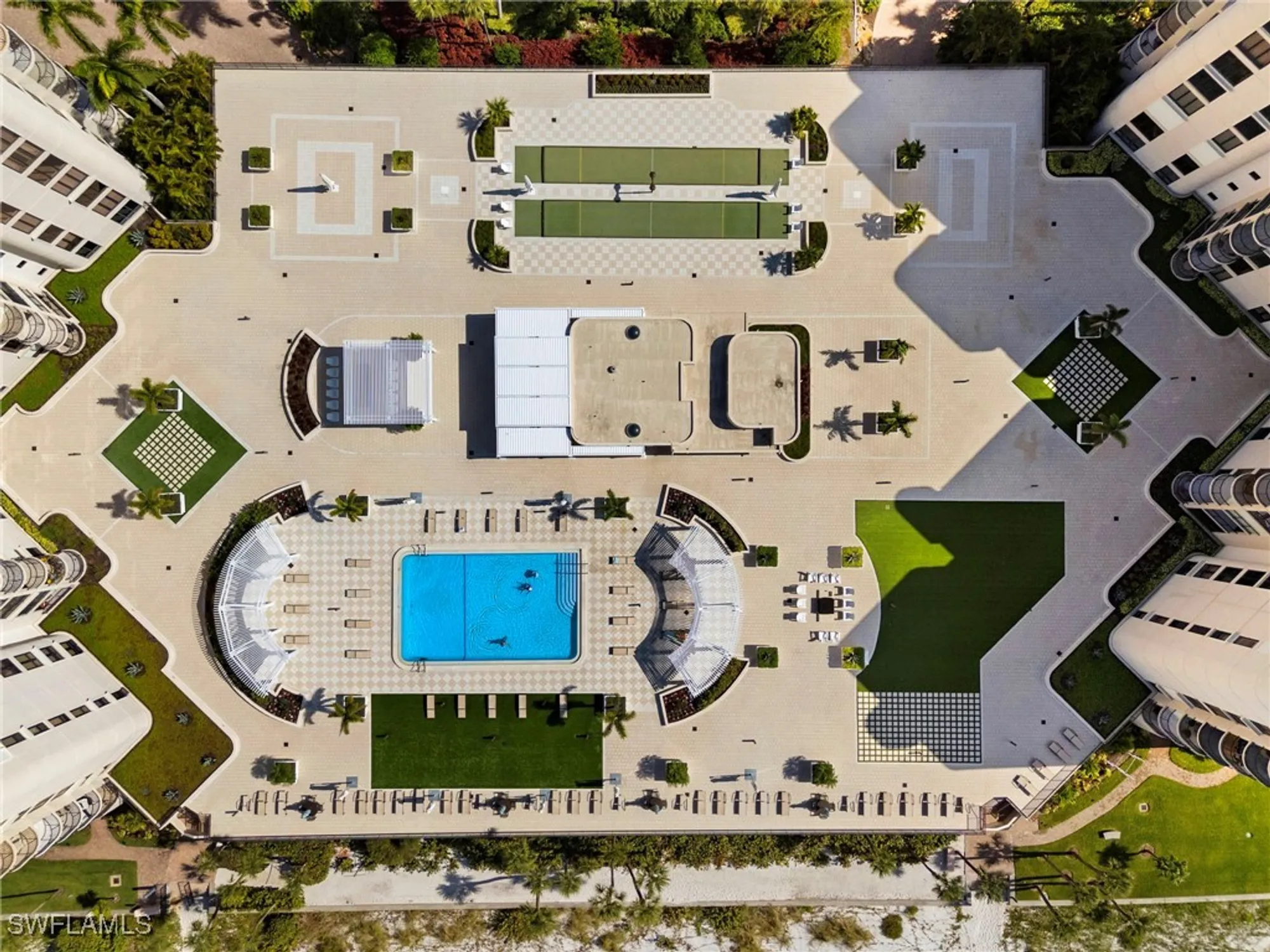 Property Slideshow image 43 of 45 | 3115 gulf shore blvd 501s, Naples, FL, 34103