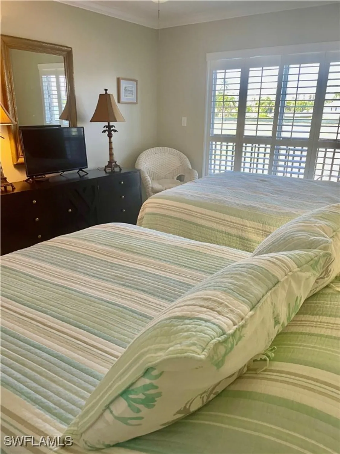 Property Slideshow image 17 of 21 | 3200 gulf shore blvd n blvd 204, Naples, FL, 34103