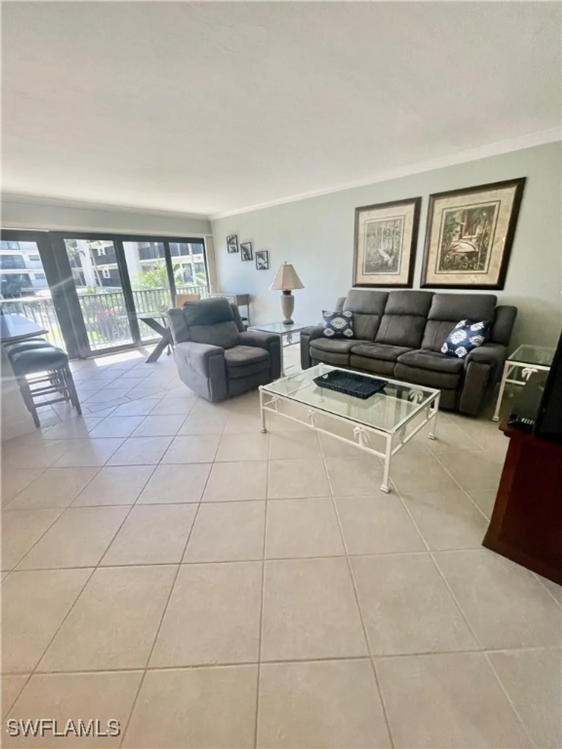 Property Slideshow image 8 of 21 | 3200 gulf shore blvd n blvd 204, Naples, FL, 34103