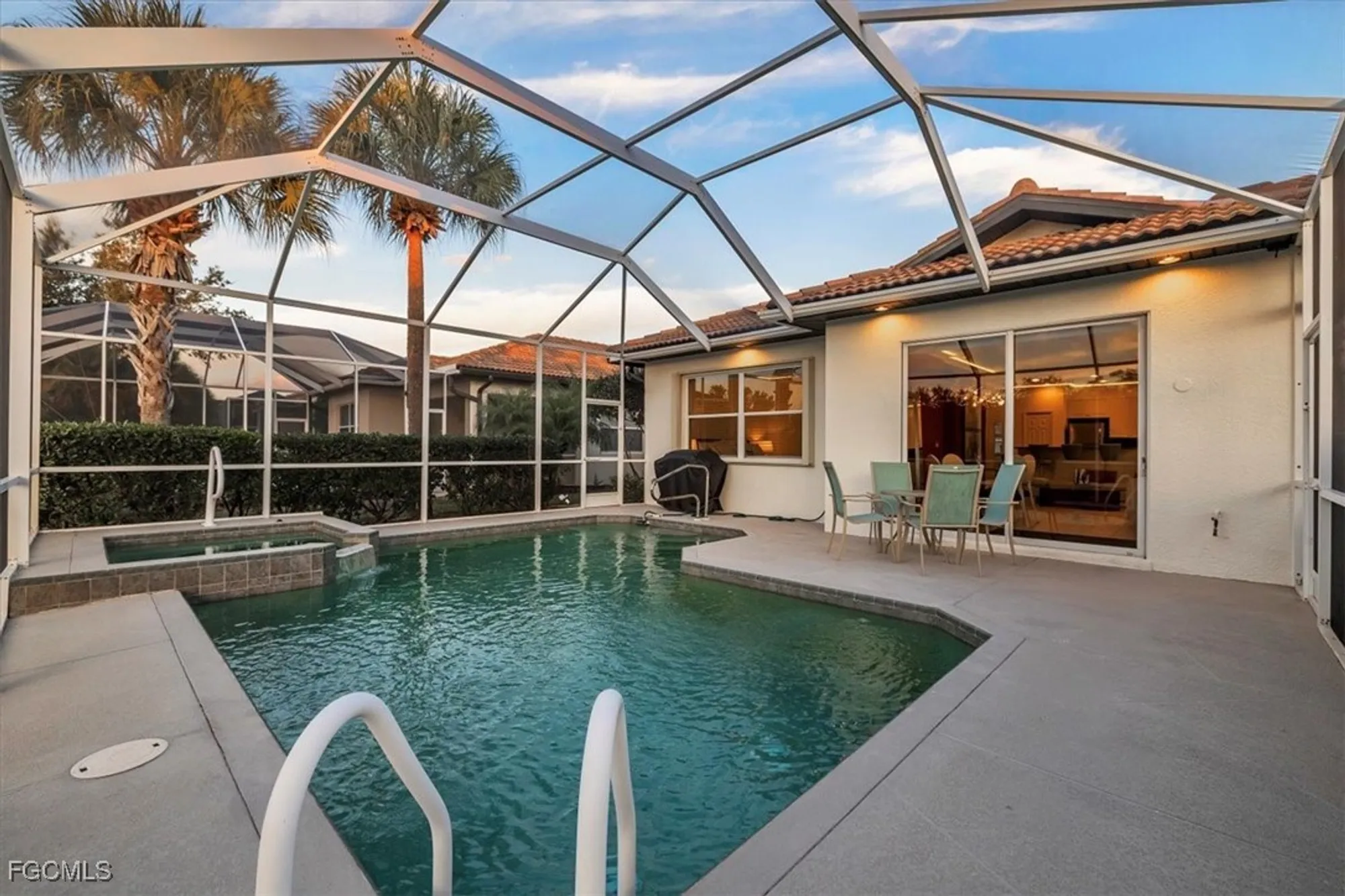 Property Slideshow image 28 of 35 | 10596 avila cir, Fort Myers, FL, 33913