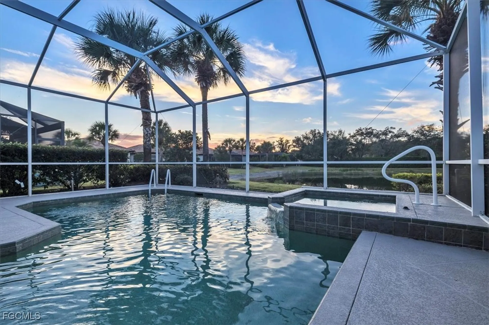 Property Slideshow image 31 of 35 | 10596 avila cir, Fort Myers, FL, 33913