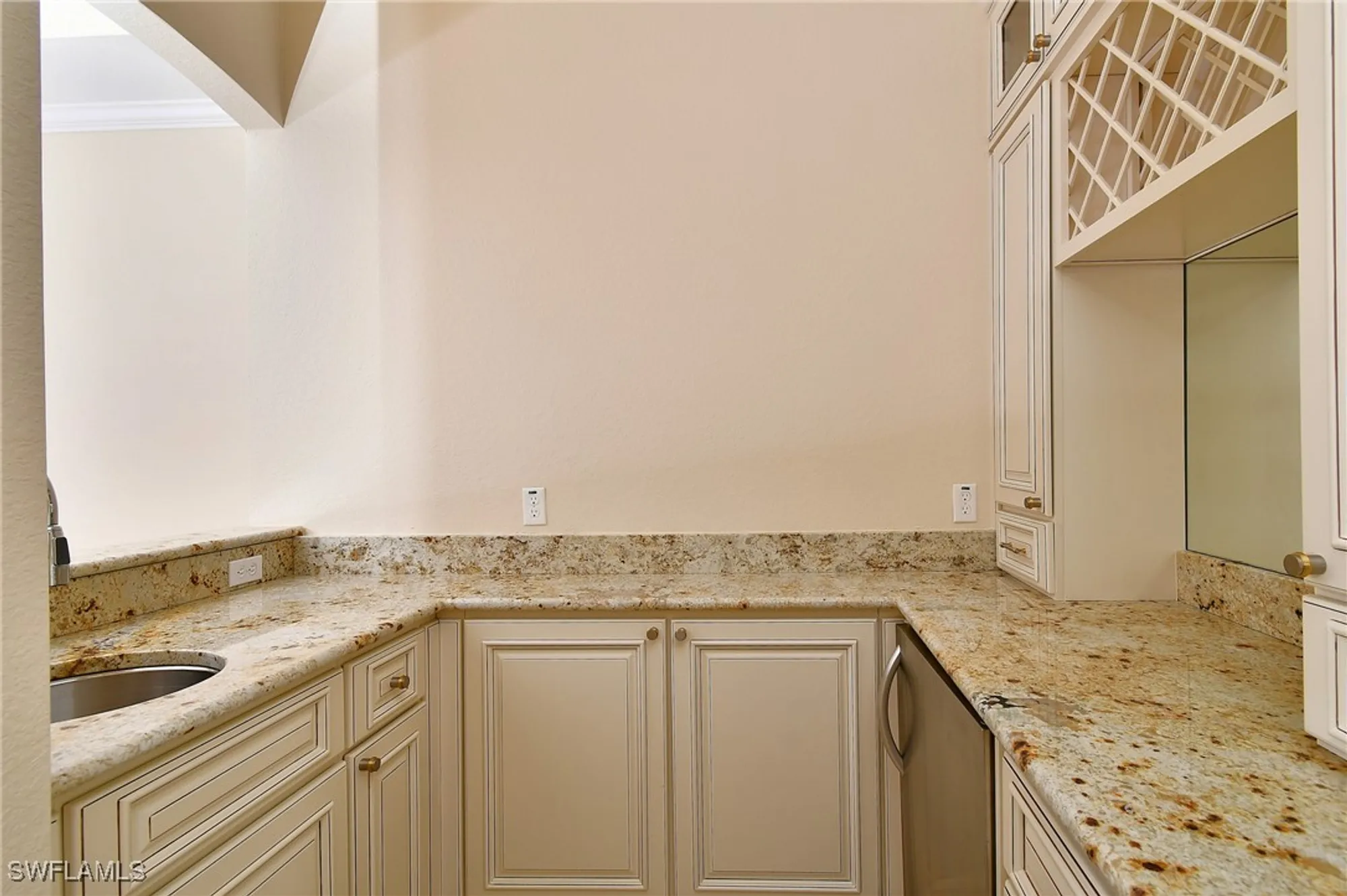 Property Slideshow image 22 of 50 | 8051 players cove dr 202, Naples, FL, 34113