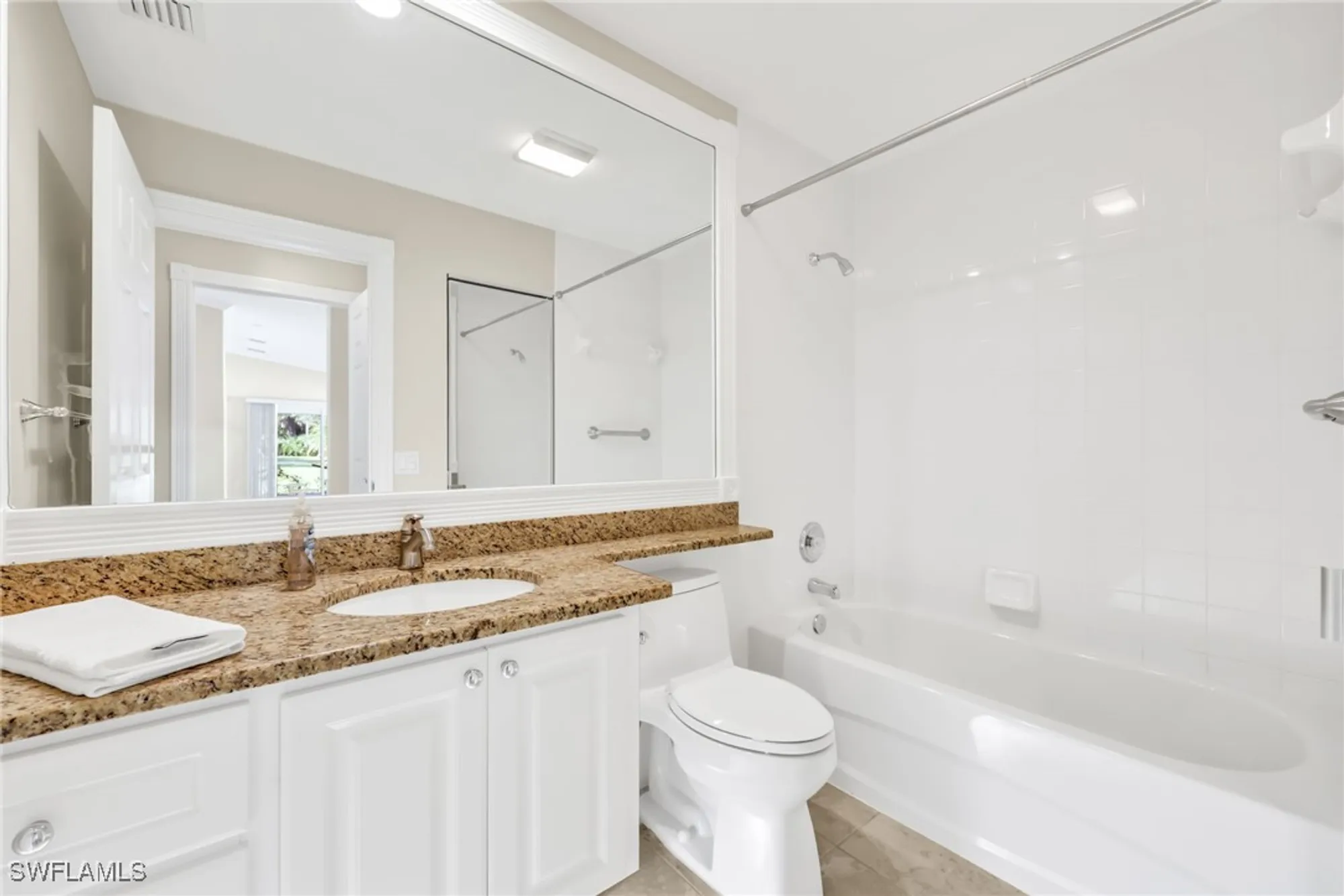 Property Slideshow image 15 of 42 | 7653 rozzini ln, Naples, FL, 34114