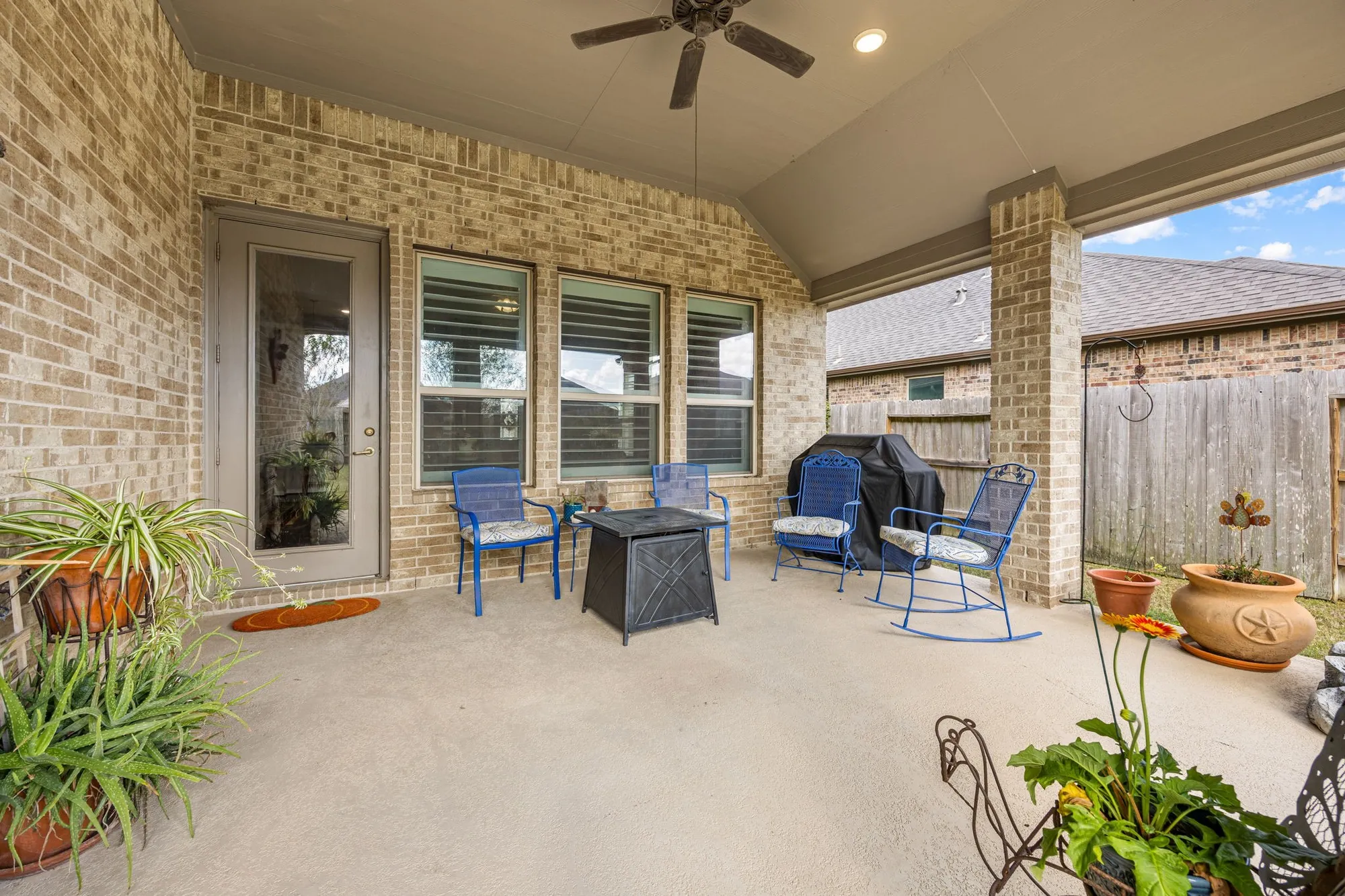 Property Slideshow image 24 of 30 | 29007 coffee mill ln, Fulshear, TX, 77441