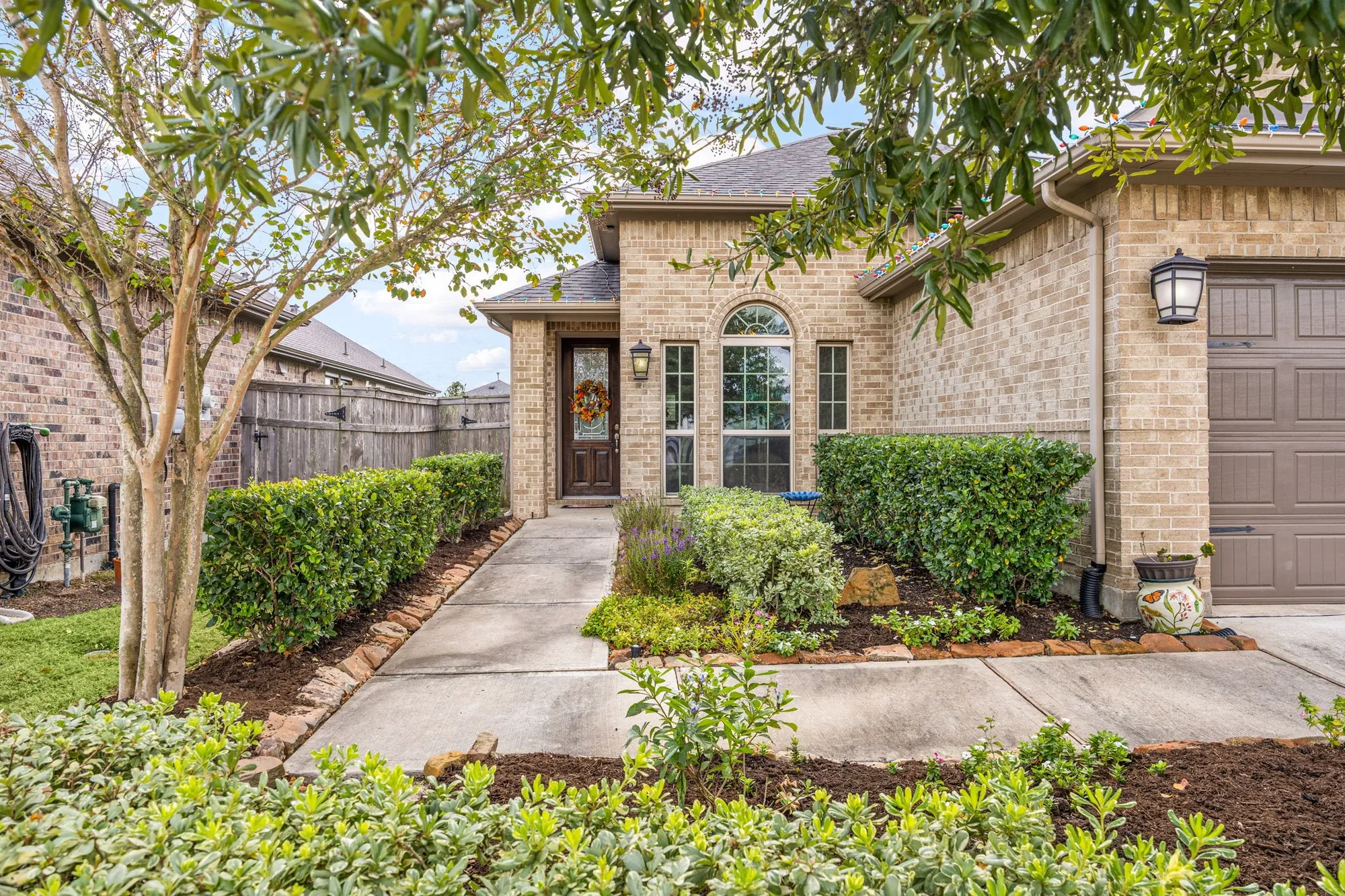 Property Slideshow image 3 of 30 | 29007 coffee mill ln, Fulshear, TX, 77441