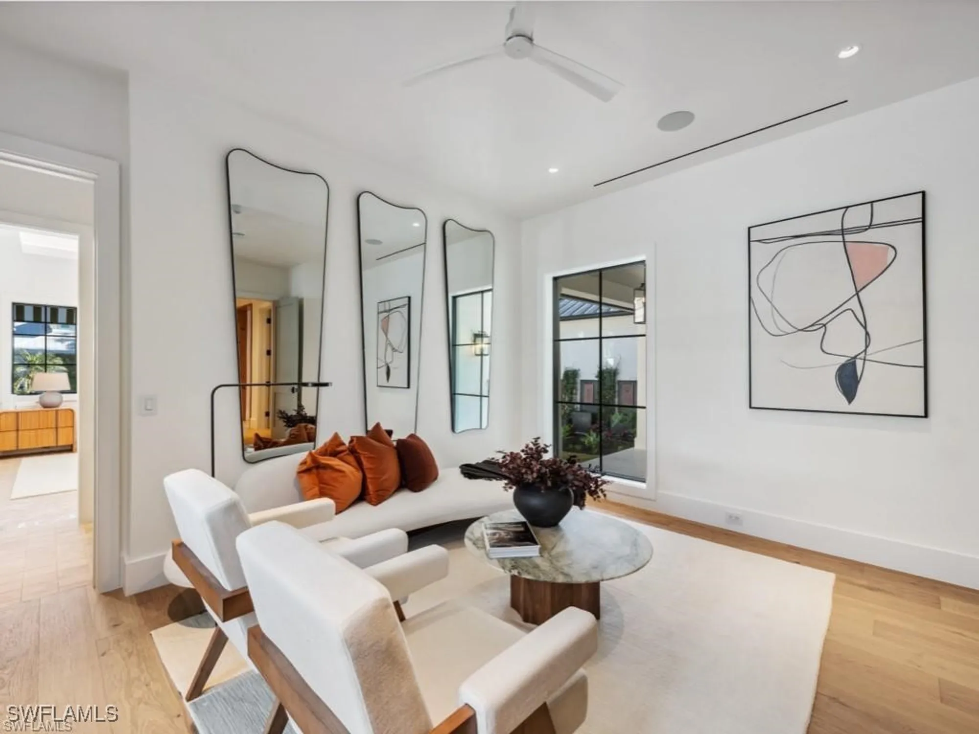 Property Slideshow image 35 of 50 | 424 spinnaker dr, Naples, FL, 34102