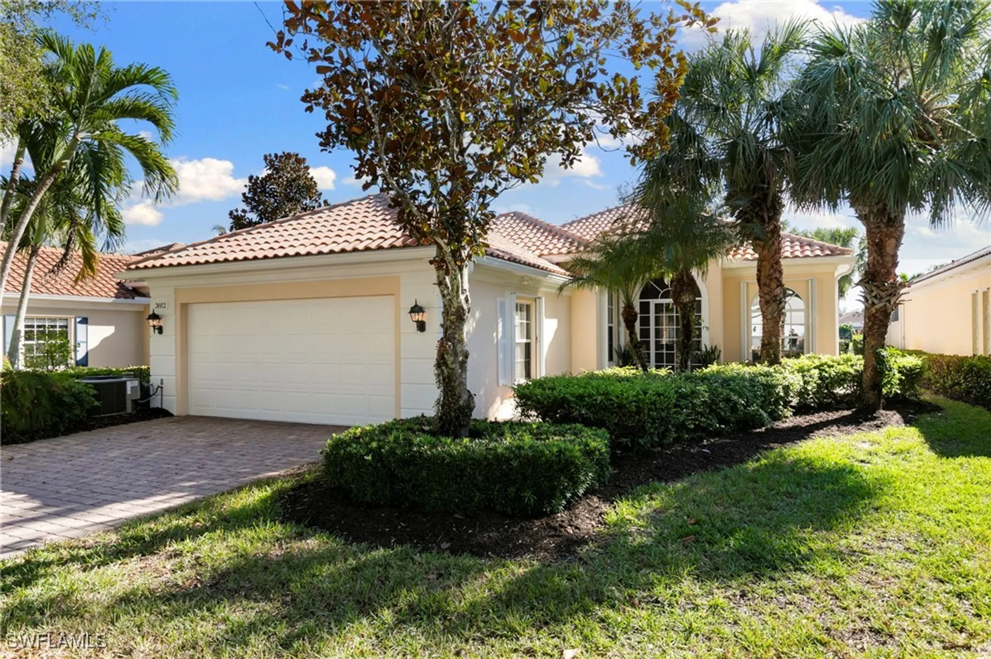 Property Slideshow image 34 of 49 | 3812 valentia way, Naples, FL, 34119