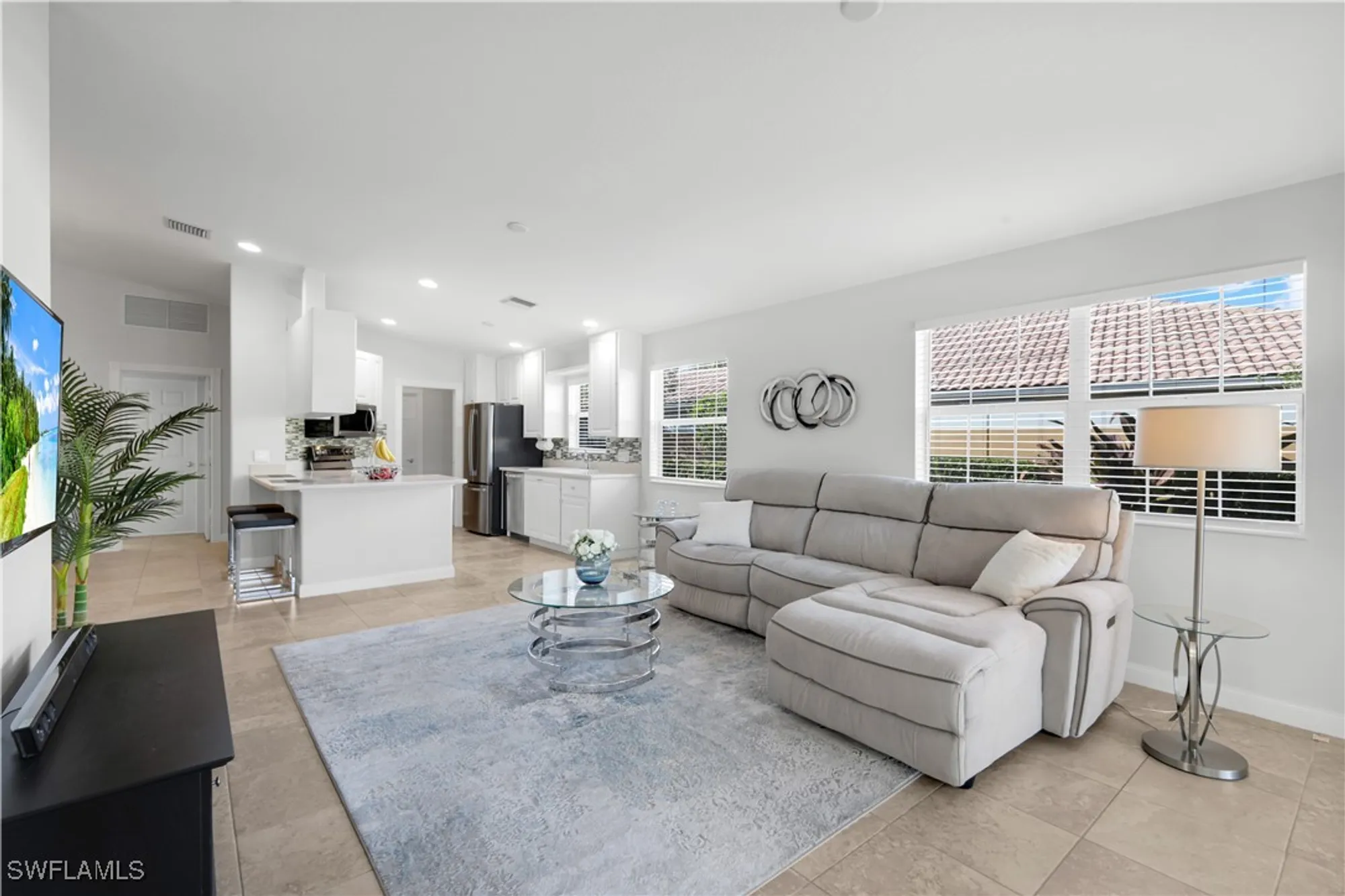 Property Slideshow image 11 of 44 | 28245 islet trl, Bonita Springs, FL, 34135