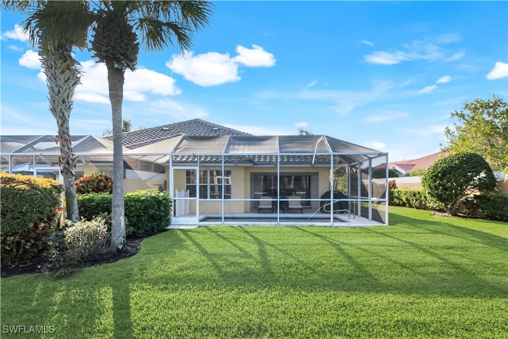 Property Slideshow image 28 of 44 | 28245 islet trl, Bonita Springs, FL, 34135